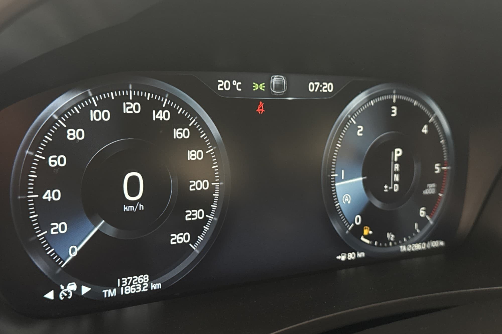 Volvo V90 D3 Momentum VOC Värmare Drag BLIS P-Sensorer