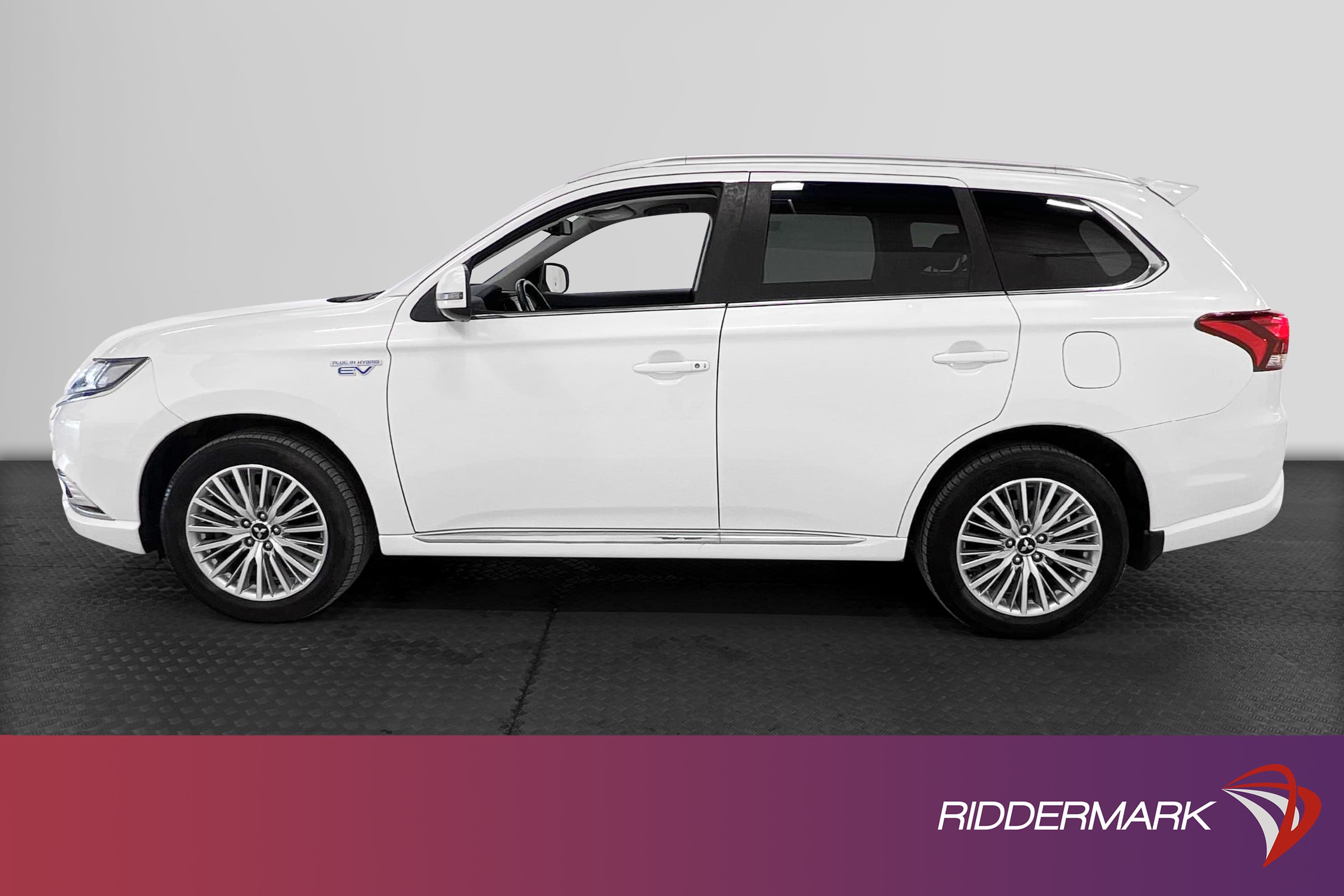 Mitsubishi Outlander PHEV 4WD 230hk