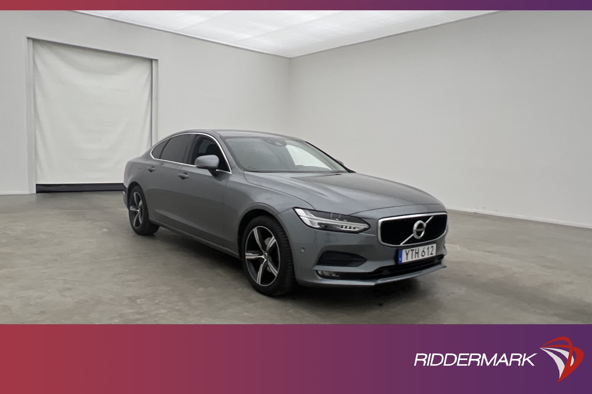 Volvo S90 D4 AWD