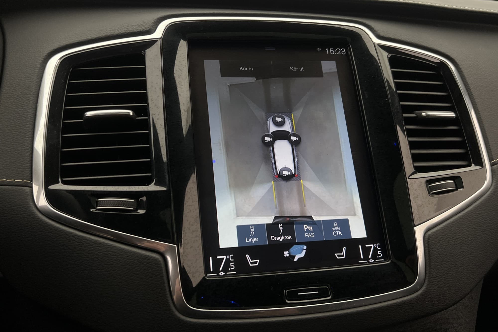 Volvo XC90 Recharge T8 AWD R-Design B&W Luftfjädring