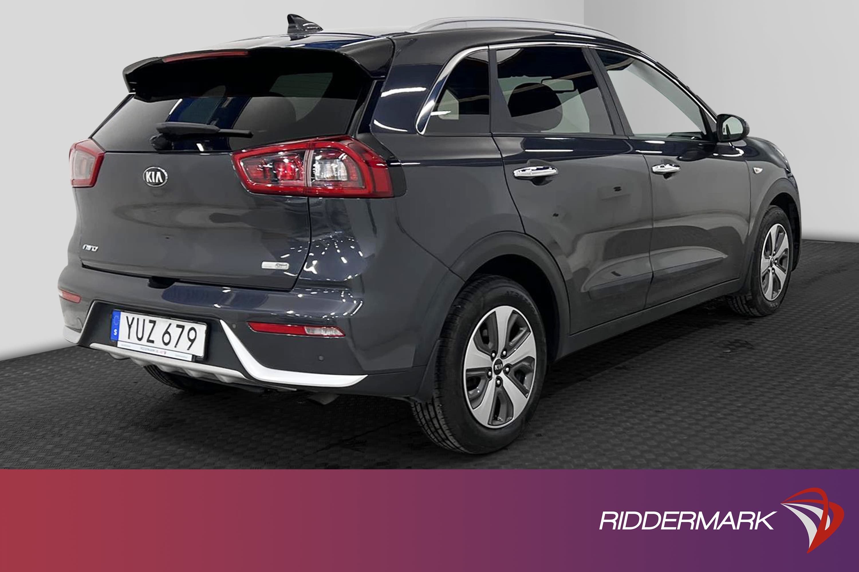 Kia Niro Hybrid 141hk M&K-Värmare Navi B-Kamera Carplay