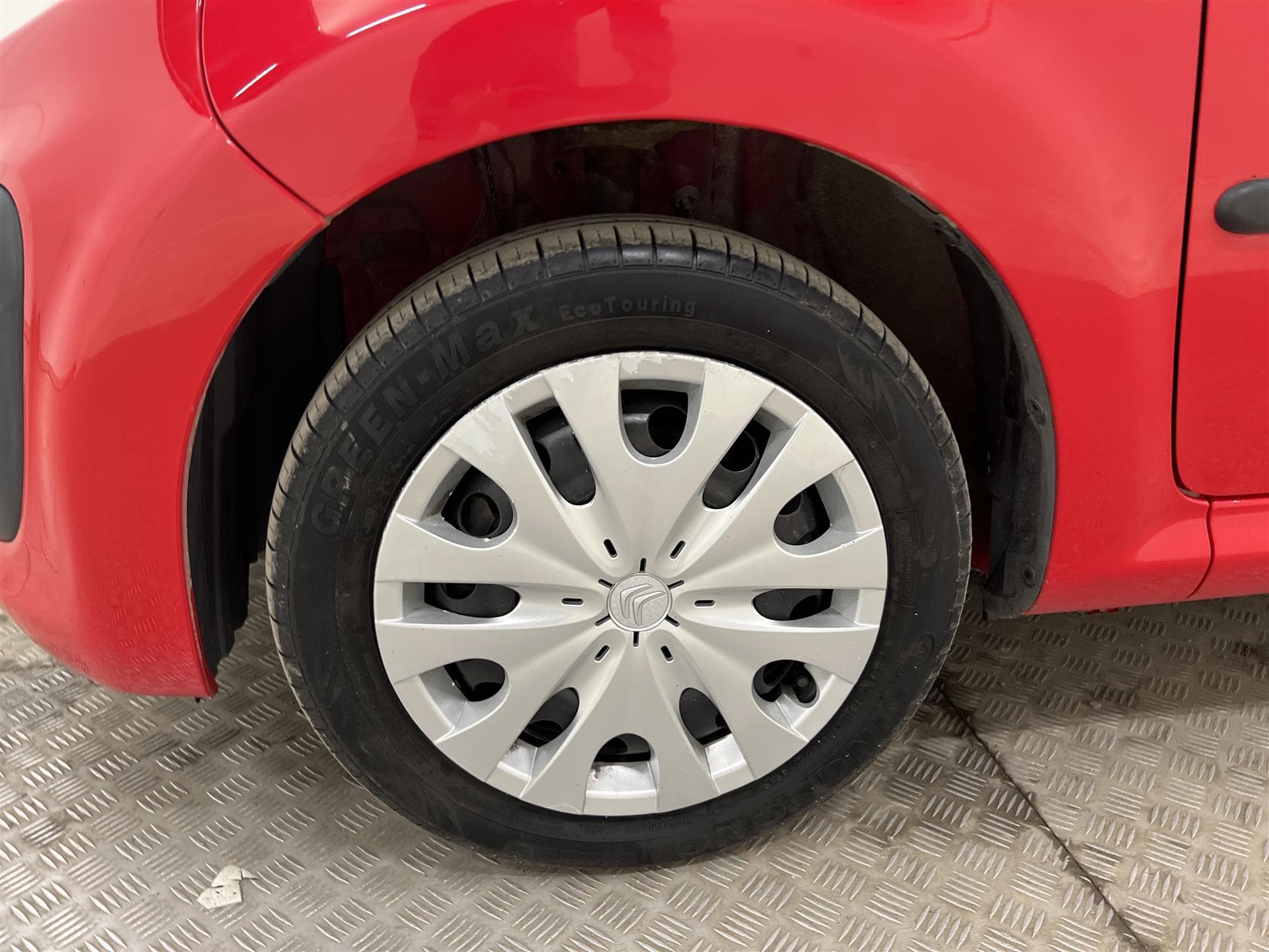 Citroën C1 5-dörrar 1.0 69hk Låg Skatt Nyservad 0,43l/mil