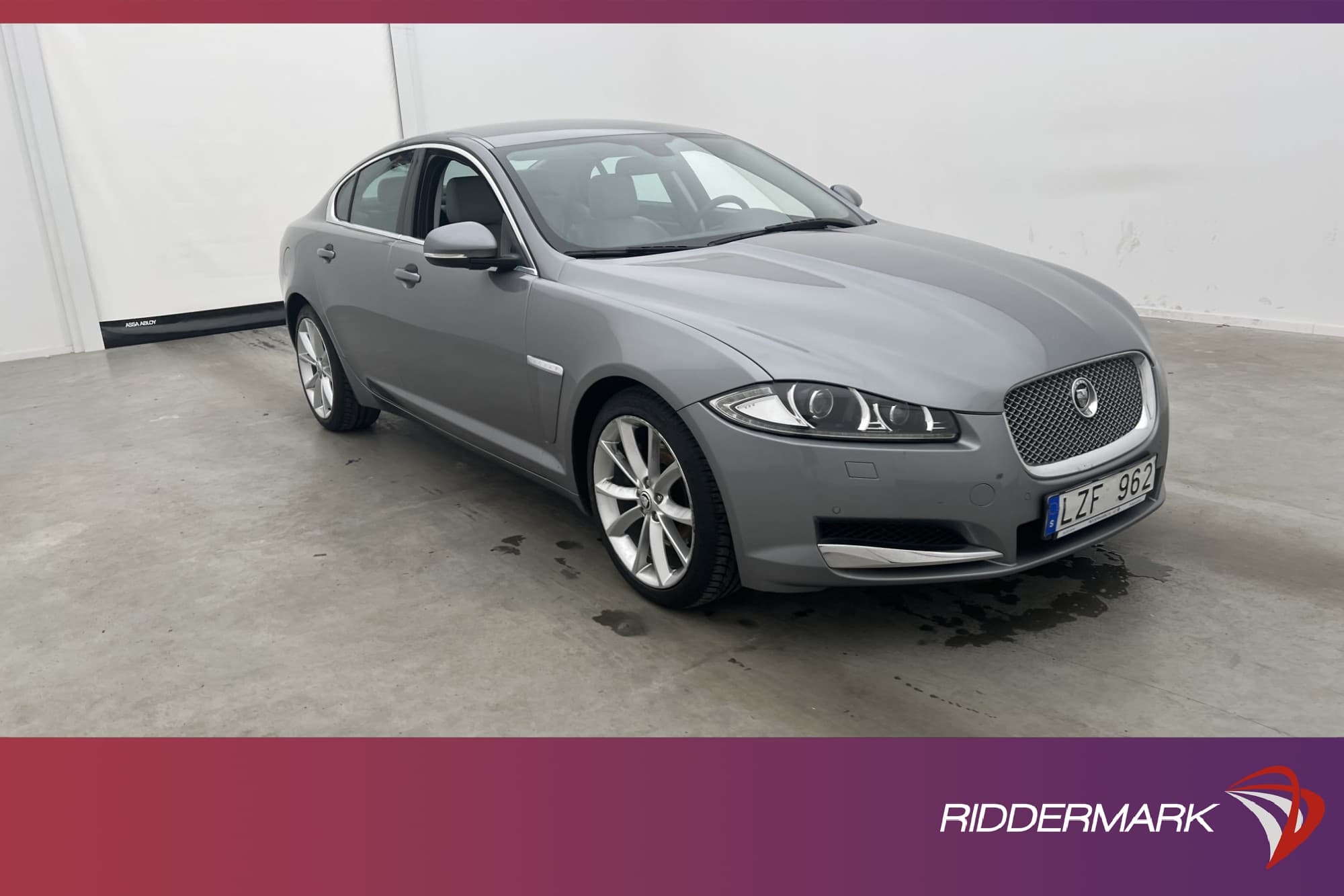 Jaguar XF TDi4 190hk