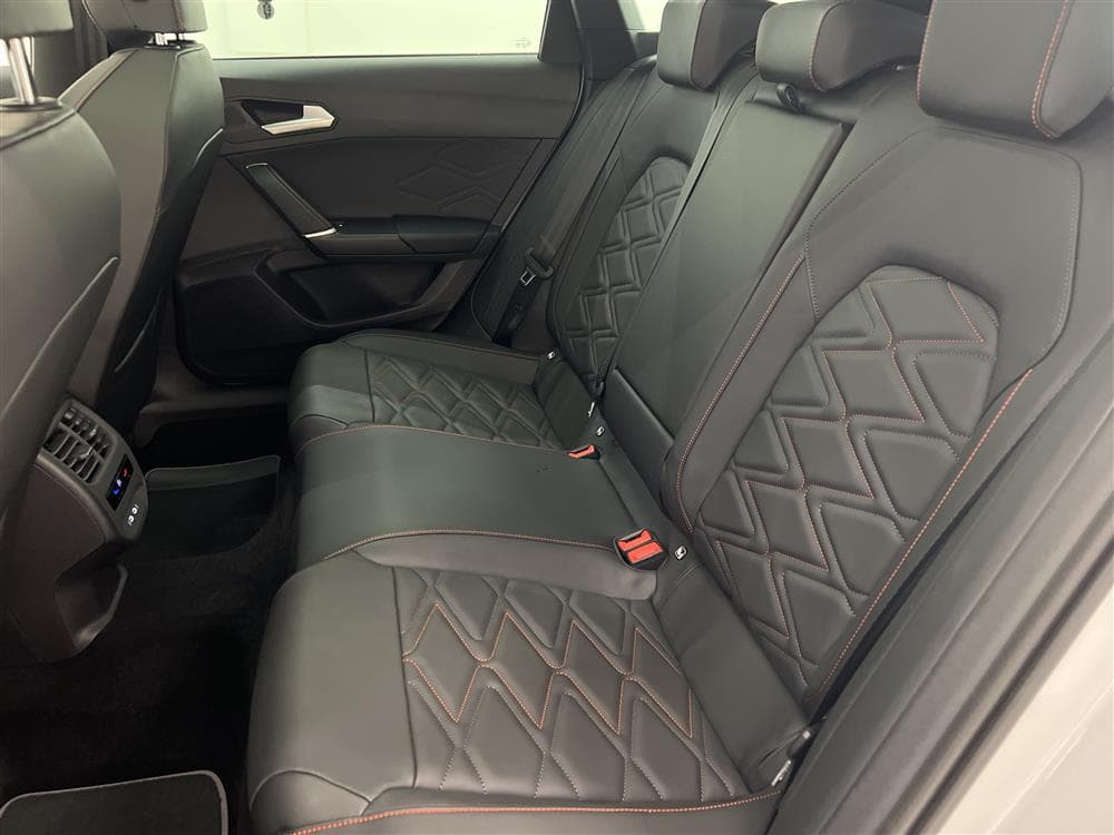 SEAT Leon FR 2.0 TSI 190hk Cockpit Panorama B-kamera Skinninteriör