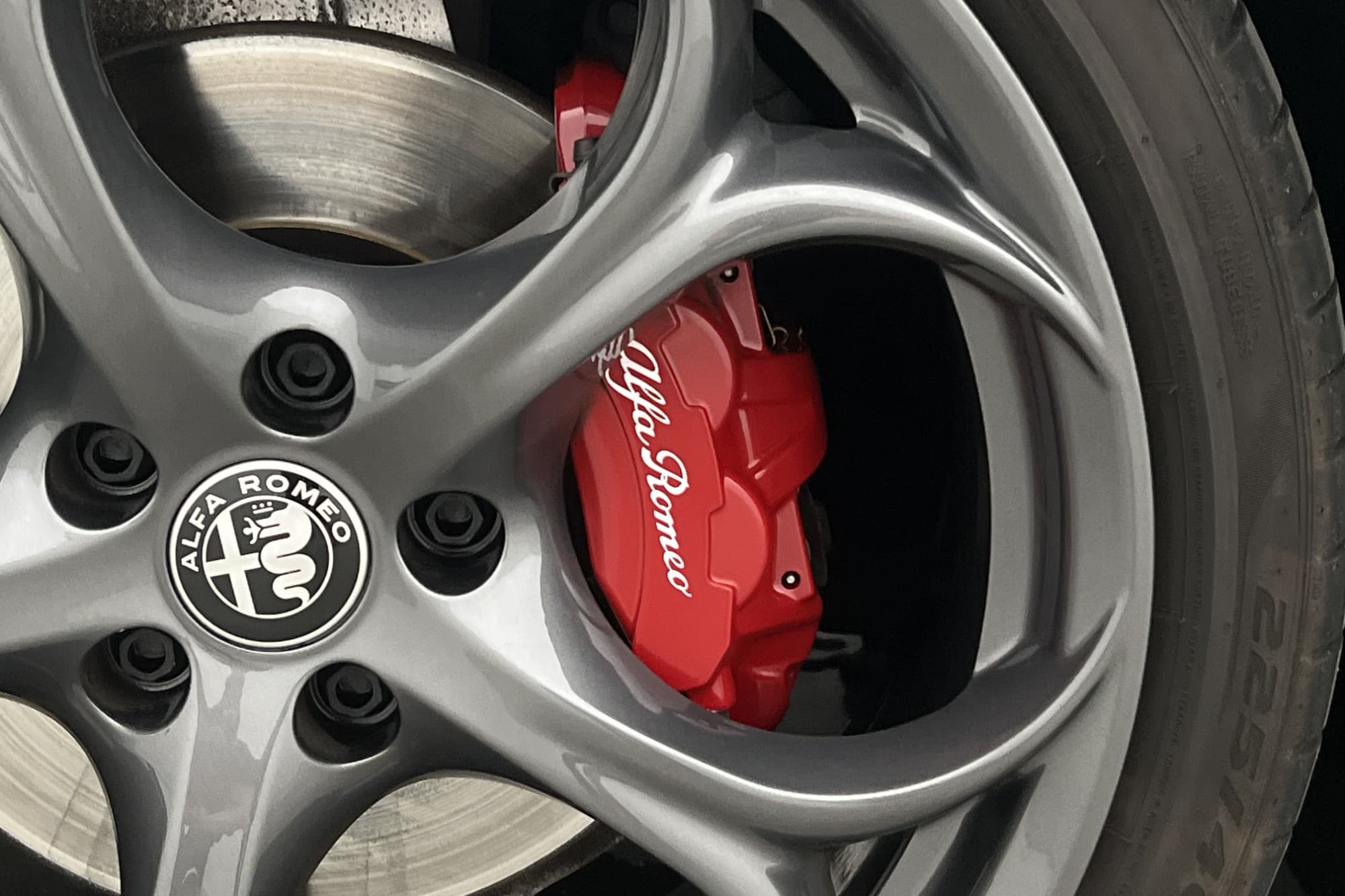 Alfa Romeo Giulia 2.0 Turbo 200hk Sprint Skinn Kamera Navi