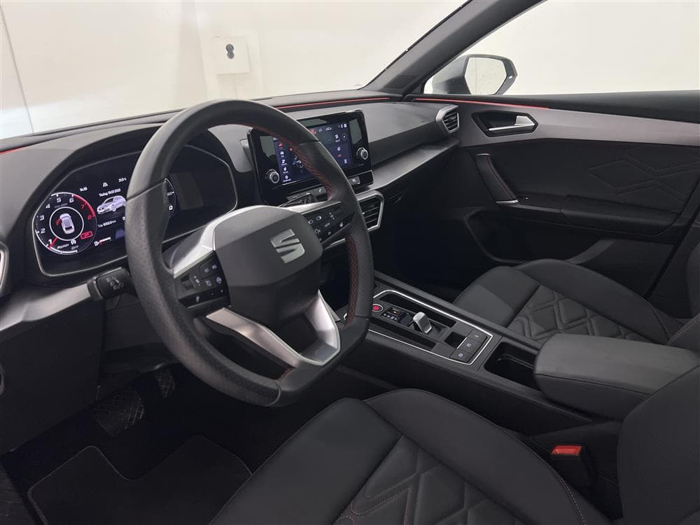 SEAT Leon FR 2.0 TSI 190hk Cockpit Panorama B-kamera Skinninteriör