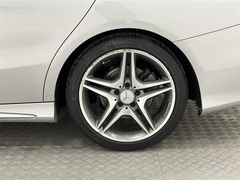 Mercedes-Benz CLA 250 211hk  AMG Pano Navi Drag Skinn