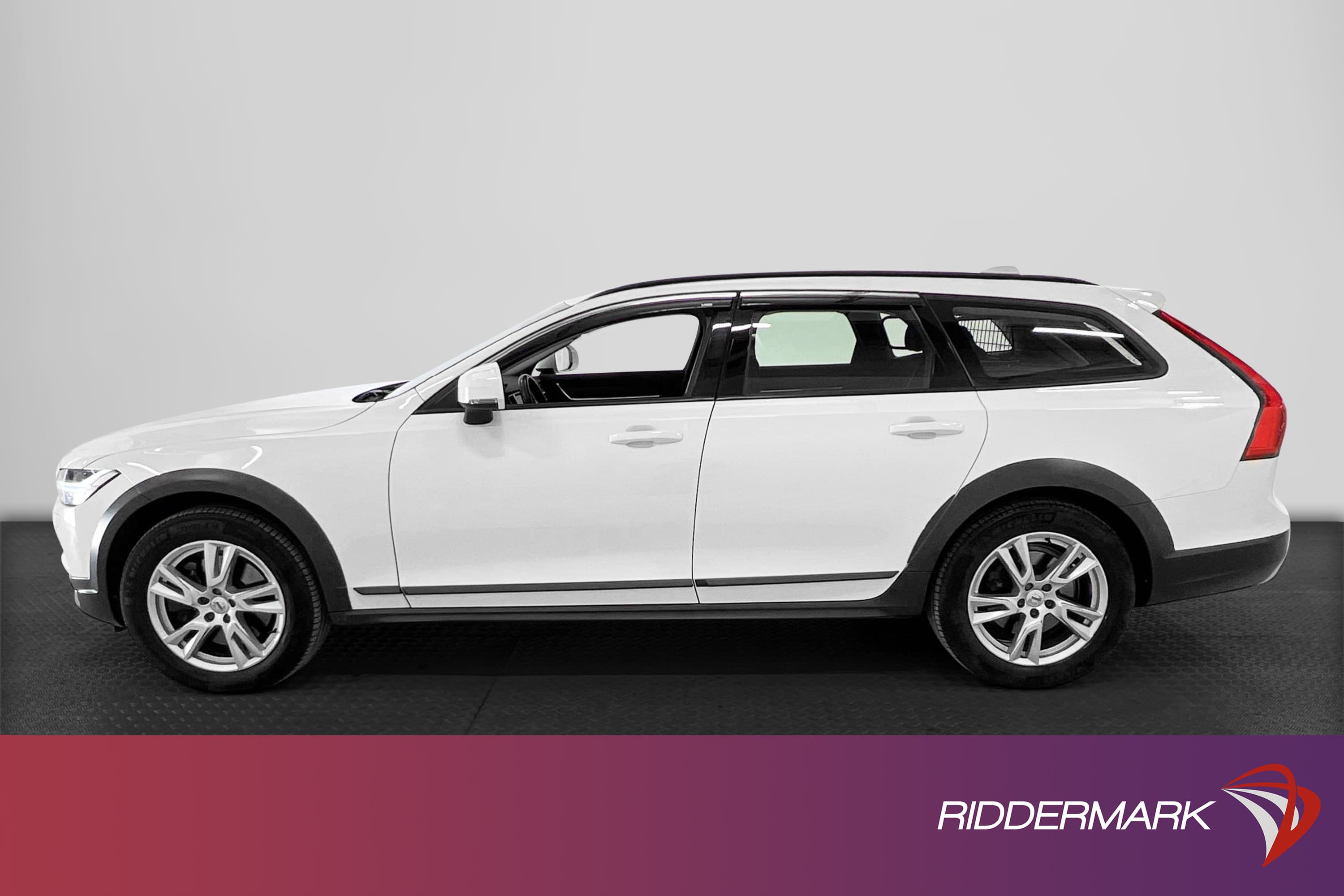 Volvo V90 Cross Country D4 AWD 190hk