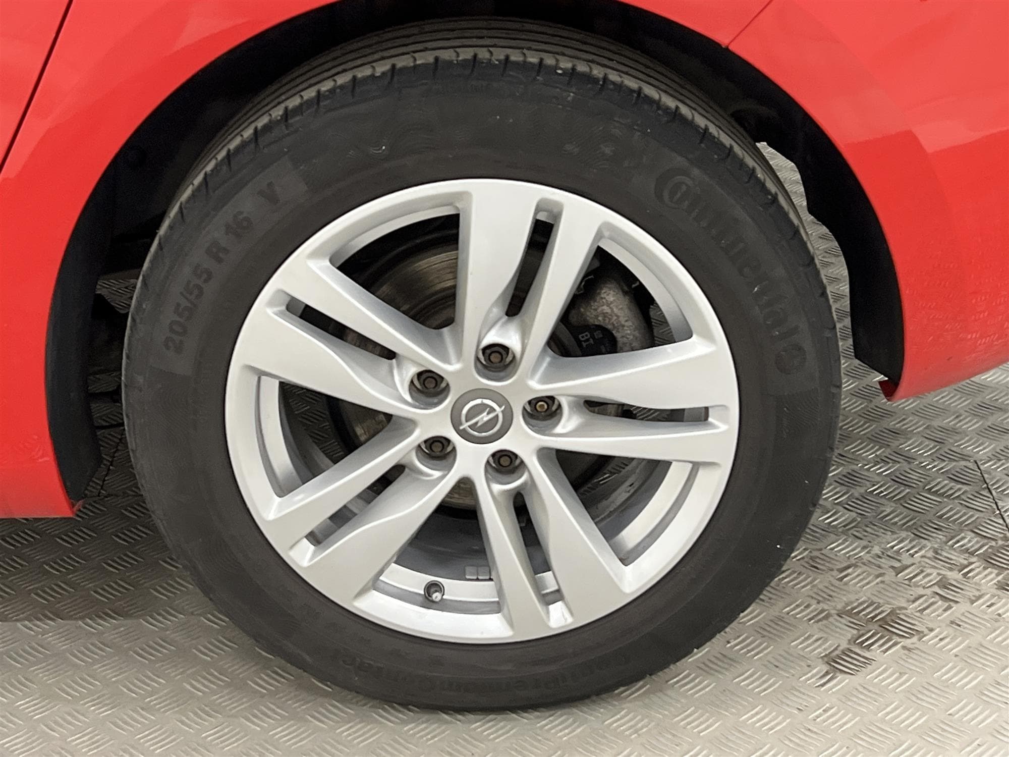 Opel Astra 1.0 105hk Sensorer Välservad Låg Skatt 0,45l/mil