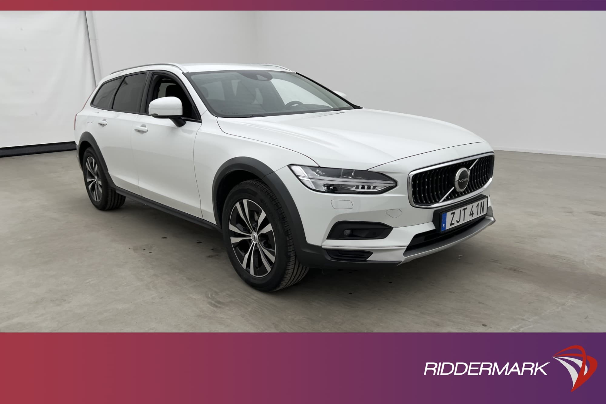 Volvo V90 Cross Country B4 AWD