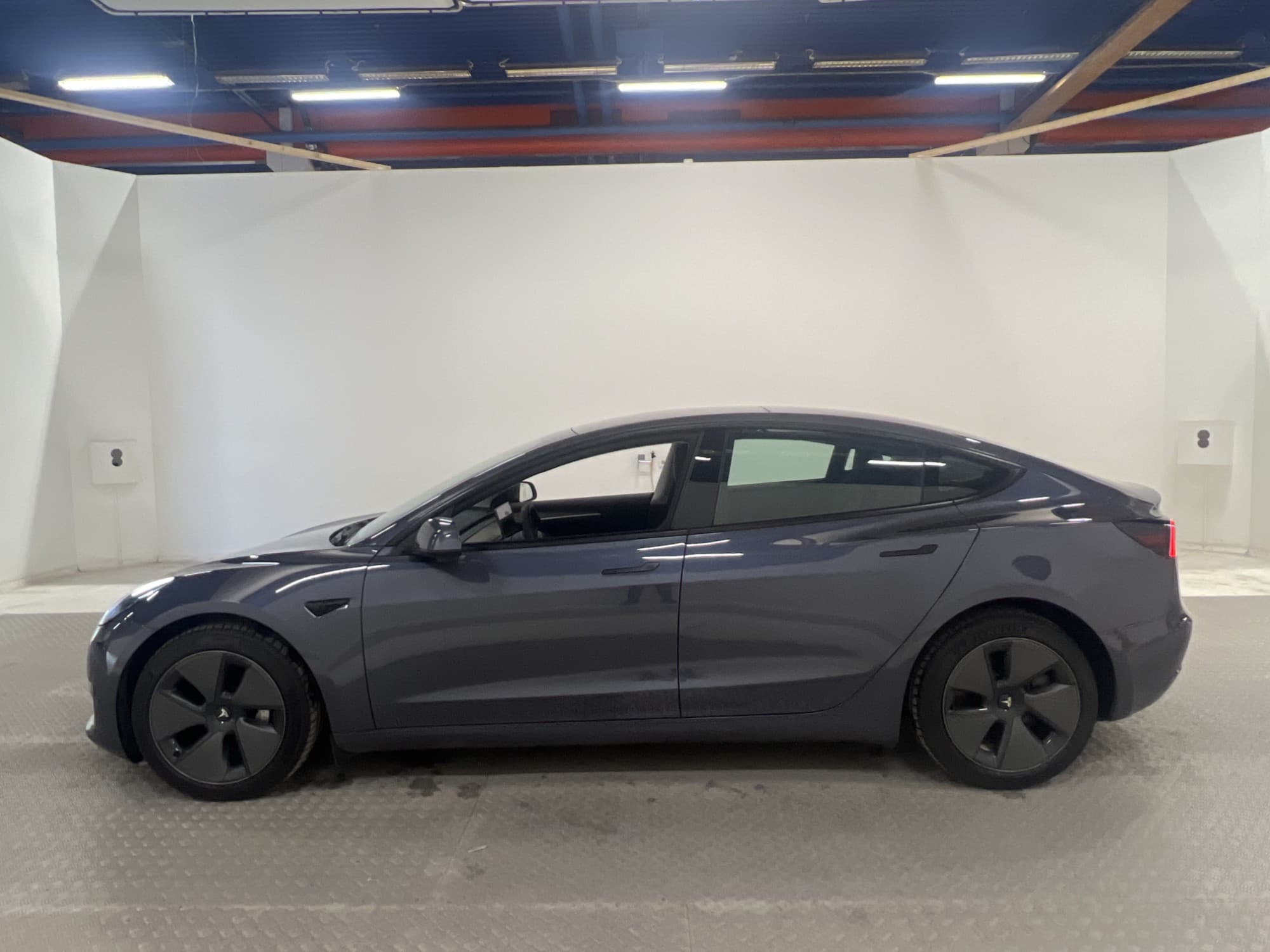 Tesla Model 3 Long Range AWD 440hk