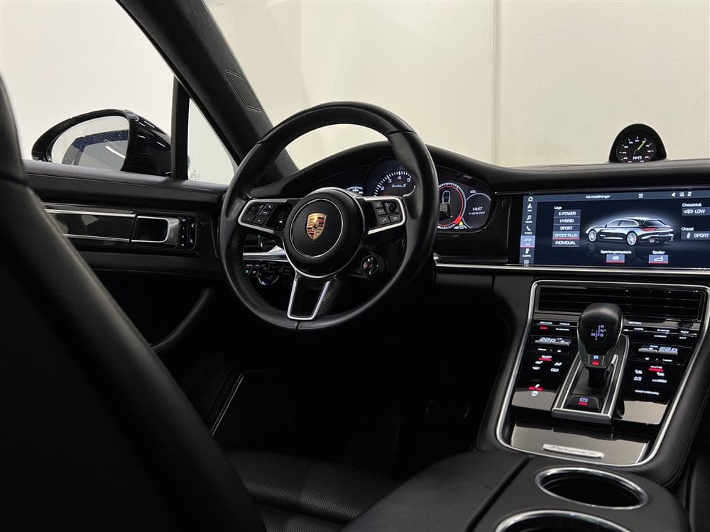 Porsche Panamera Turbo S E-Hybrid 680hk Kolfiber Pano Burmes