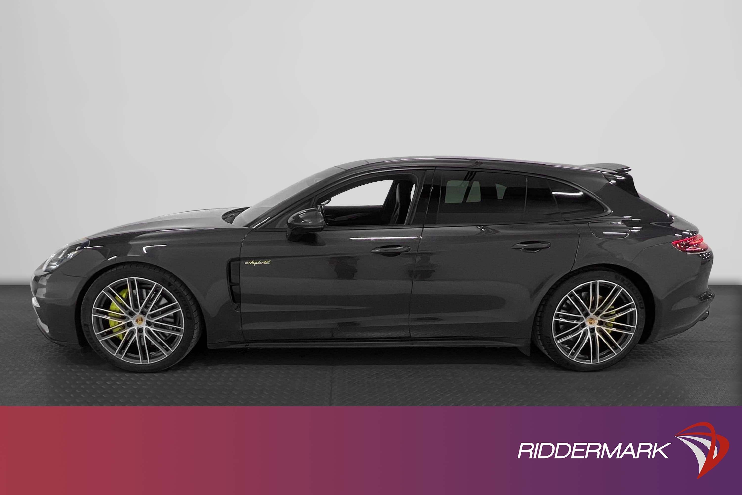 Porsche Panamera 4 E-Hybrid Sport Turismo 462hk