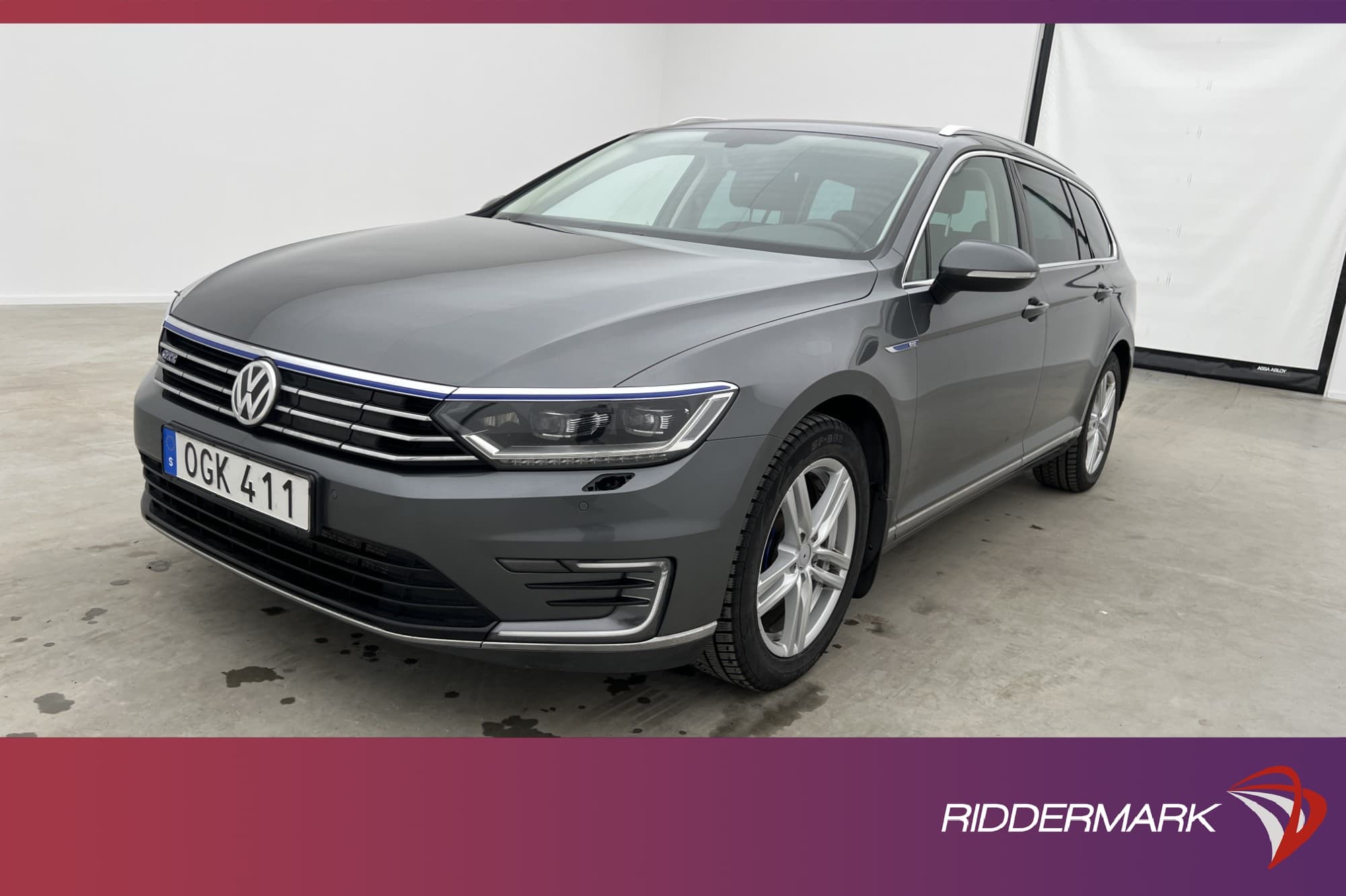 Volkswagen Passat GTE 218hk