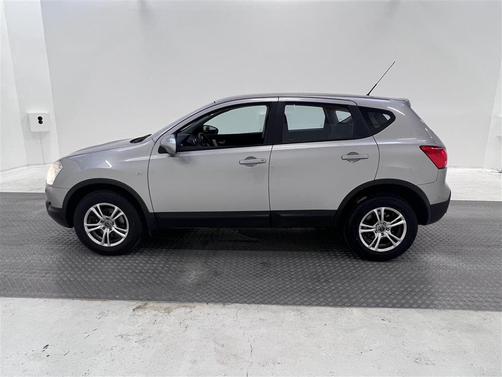 Nissan Qashqai 2.0 141hk 2 brukare Låga mil
