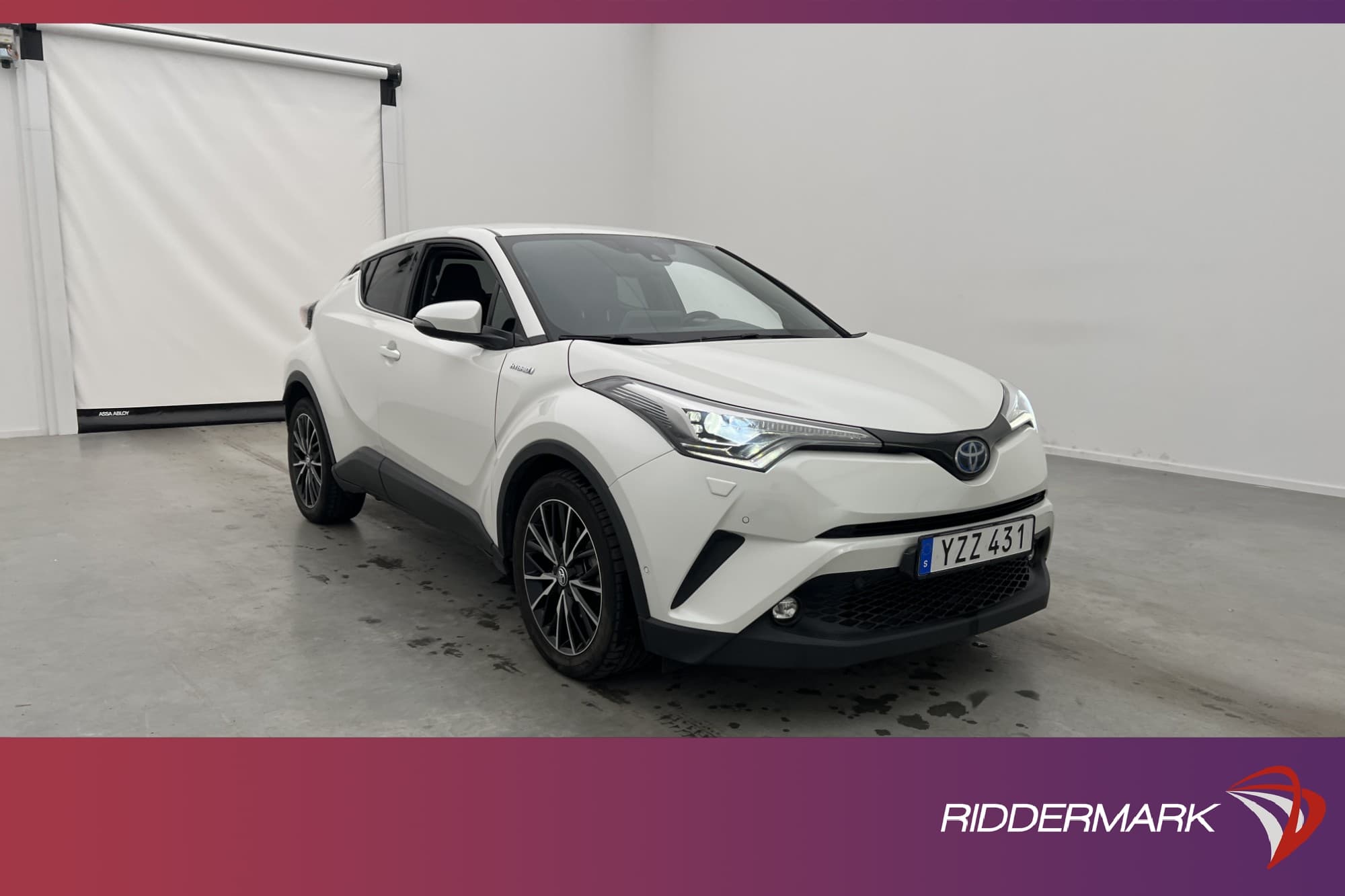 Toyota C-HR Hybrid 122hk