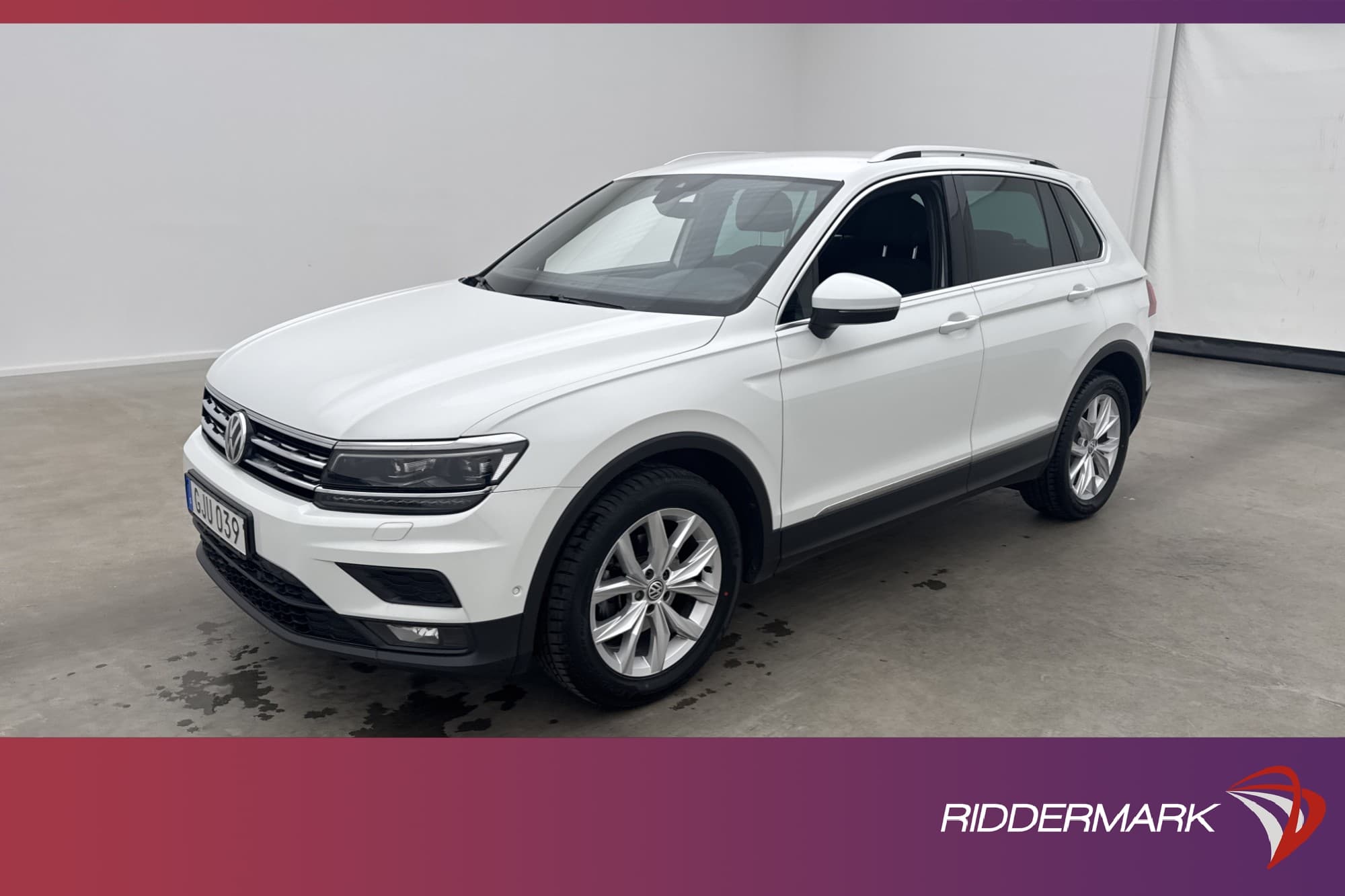 Volkswagen Tiguan 4M 150hk Värm Dynaudio Cockpit Kamera Drag
