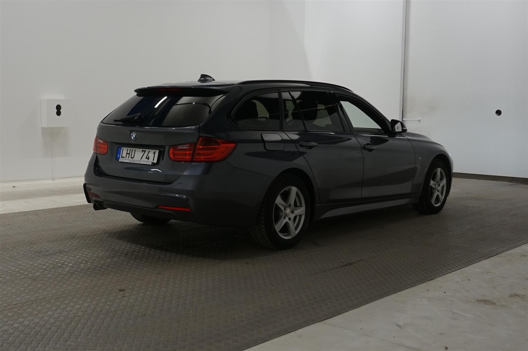 BMW 320d xDrive Touring 184hk M Sport Navi PDC 0,51L/mil