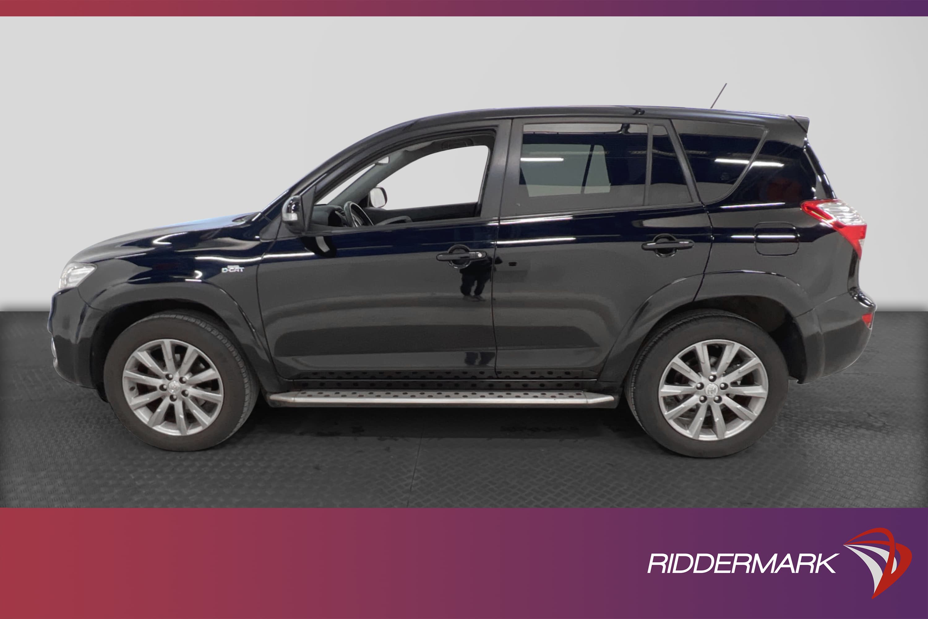 Toyota RAV4 2.2 D-4D 4x4 150hk B-kamera Keyless Drag Navi