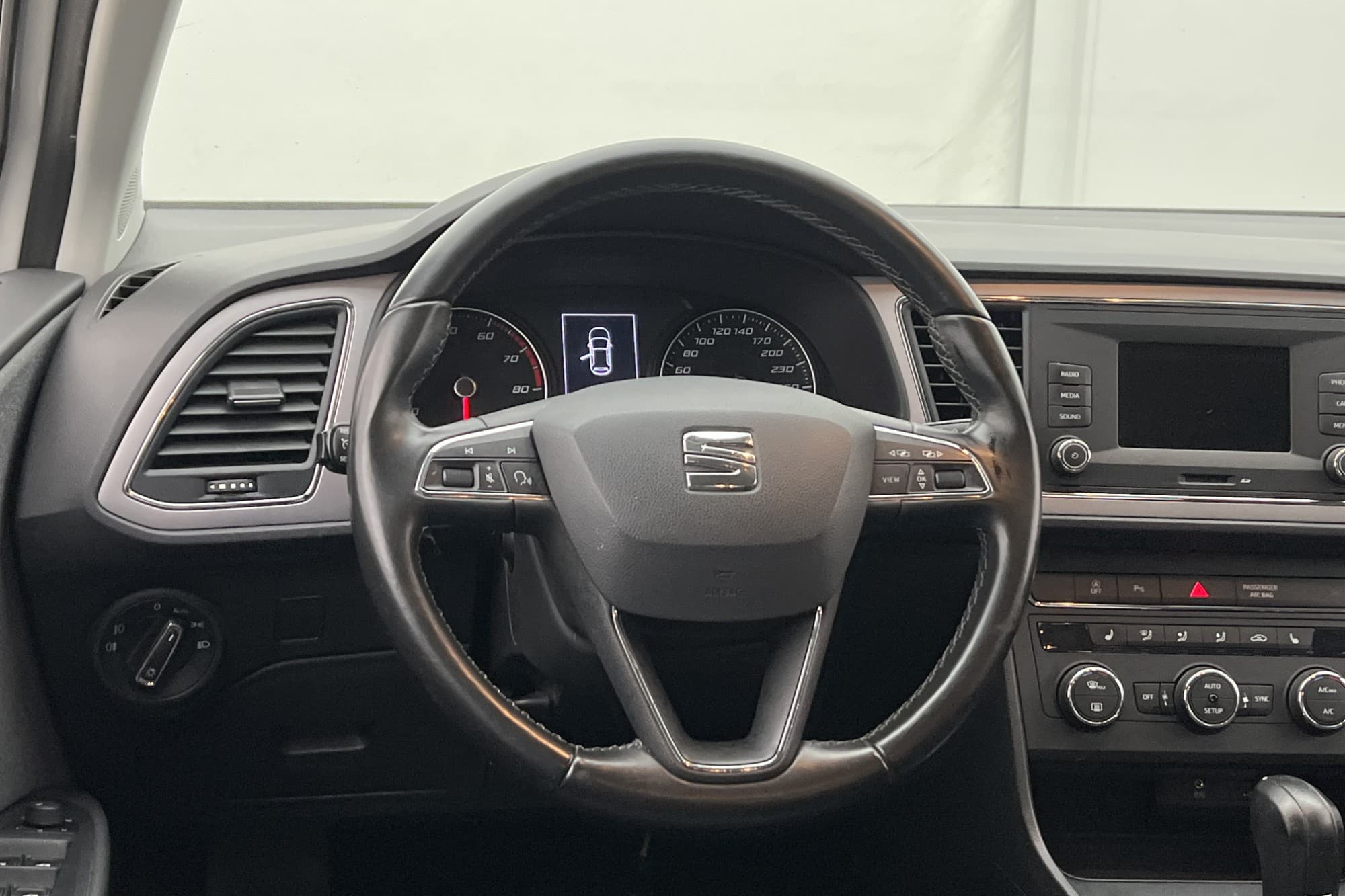 SEAT Leon 1.4 TGI Style P-Sensorer Bluetooth Farthållare