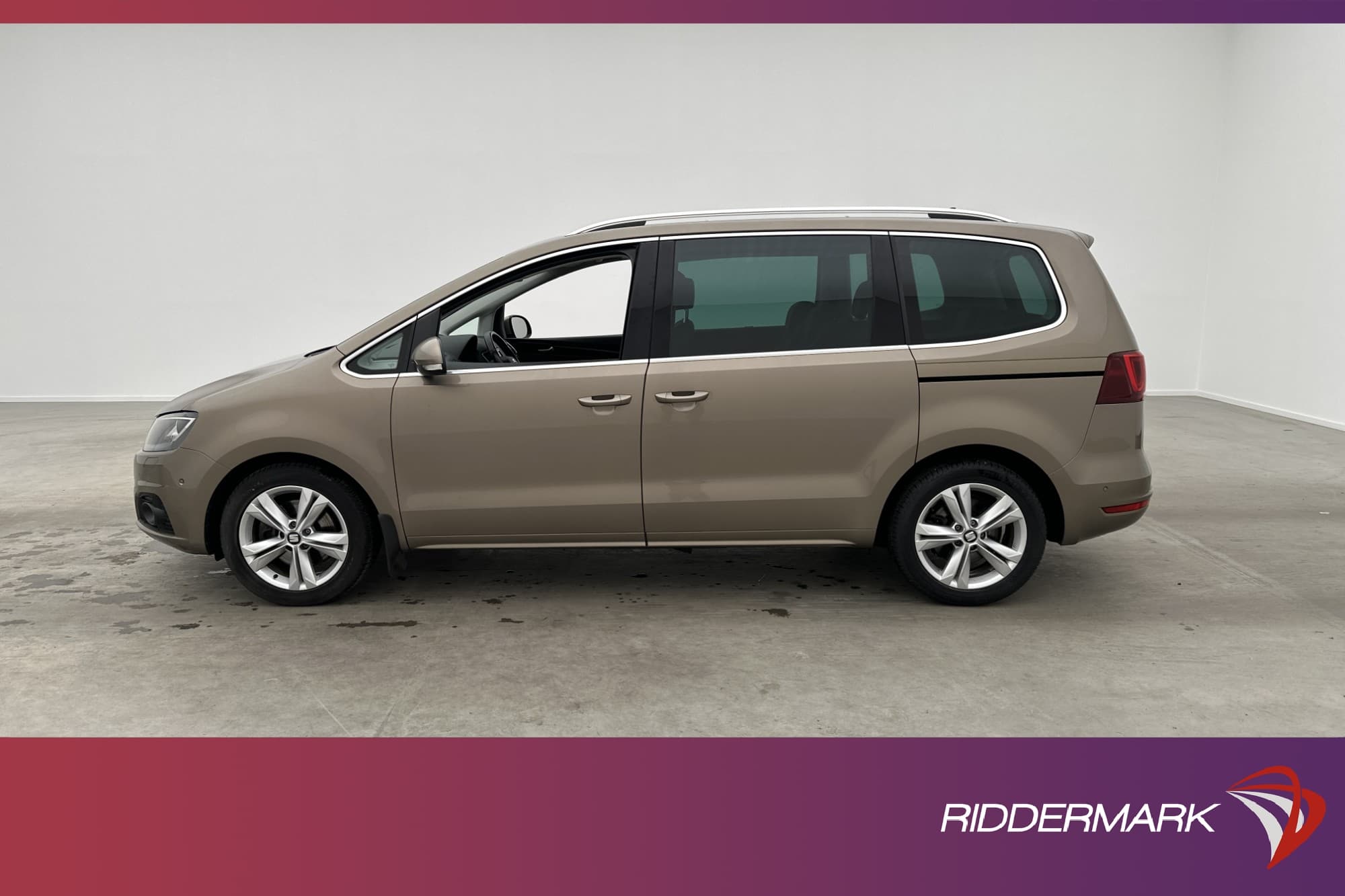 SEAT Alhambra 220hk