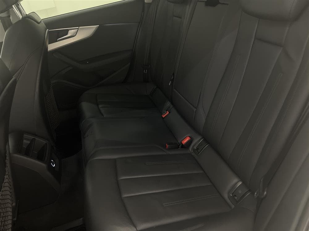 Audi A4 Allroad 2.0 TDI Q 190hk Cockpit Navi Värmare Draginteriör
