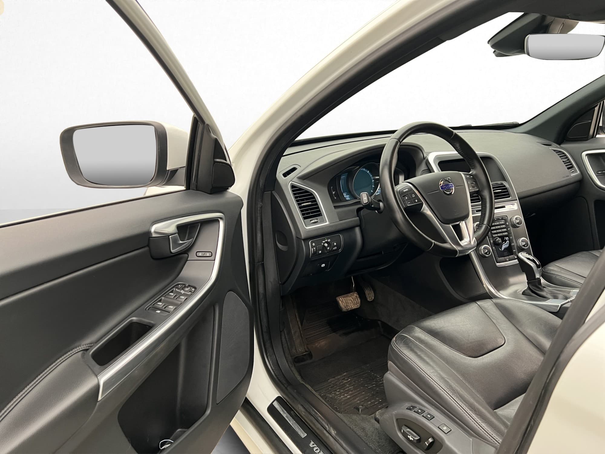 Volvo XC60 D3 Summum Skinn Drag VoC Värmare Välservad 150hk