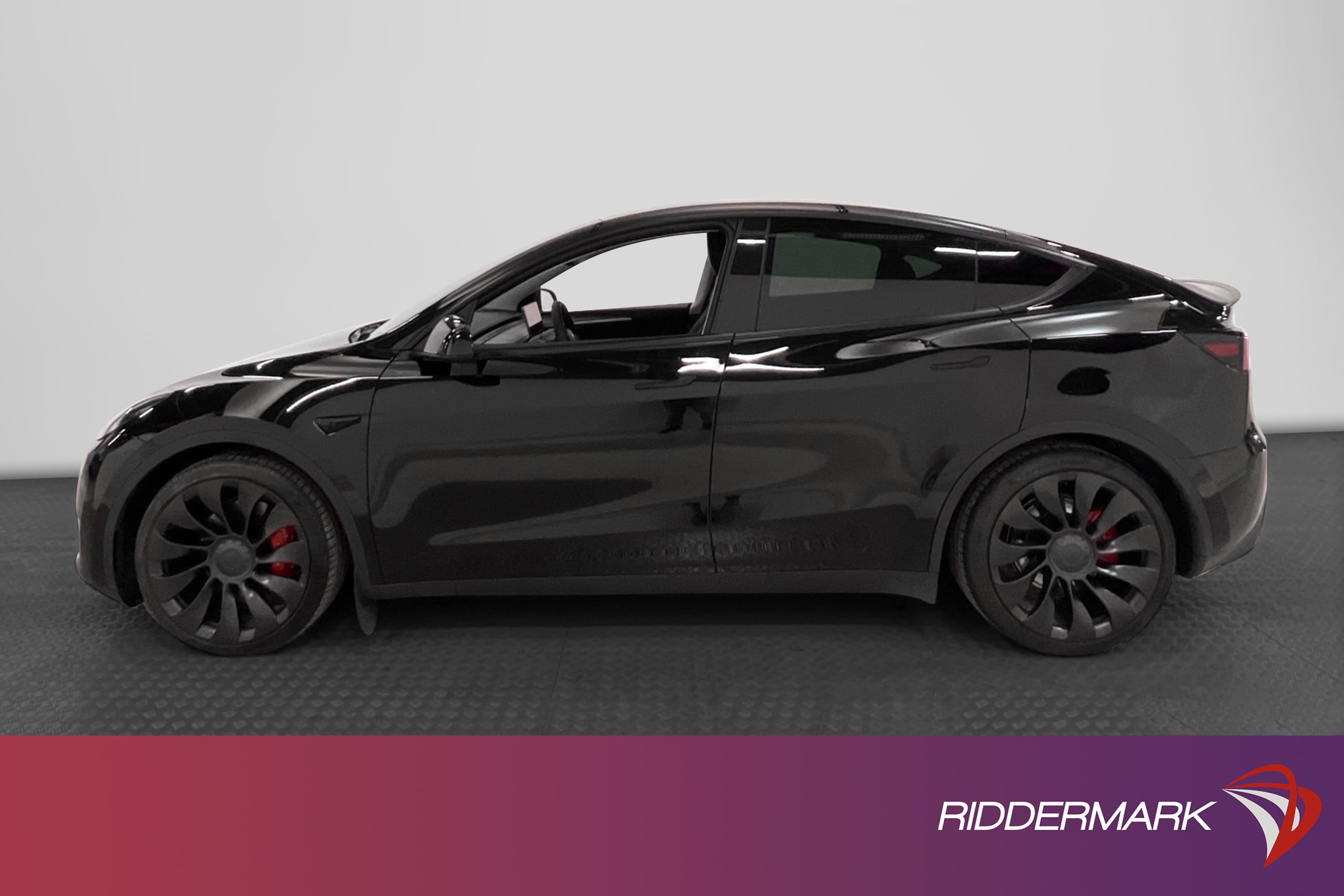 Tesla Model Y Performance AWD