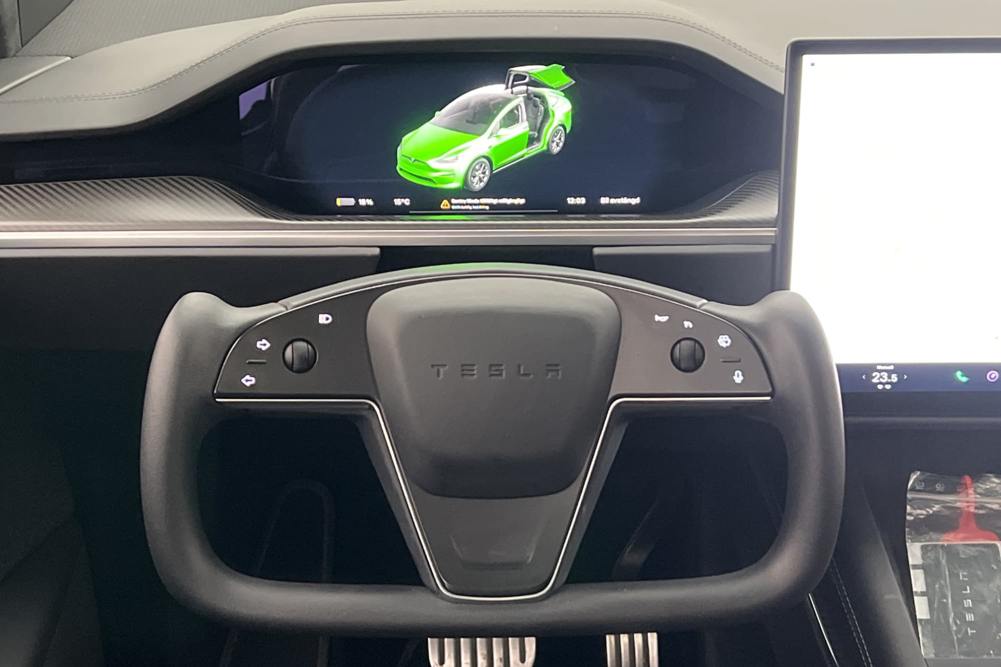 Tesla Model X Plaid 6-Sits Autopilot Dragkrok Yoke MOMS