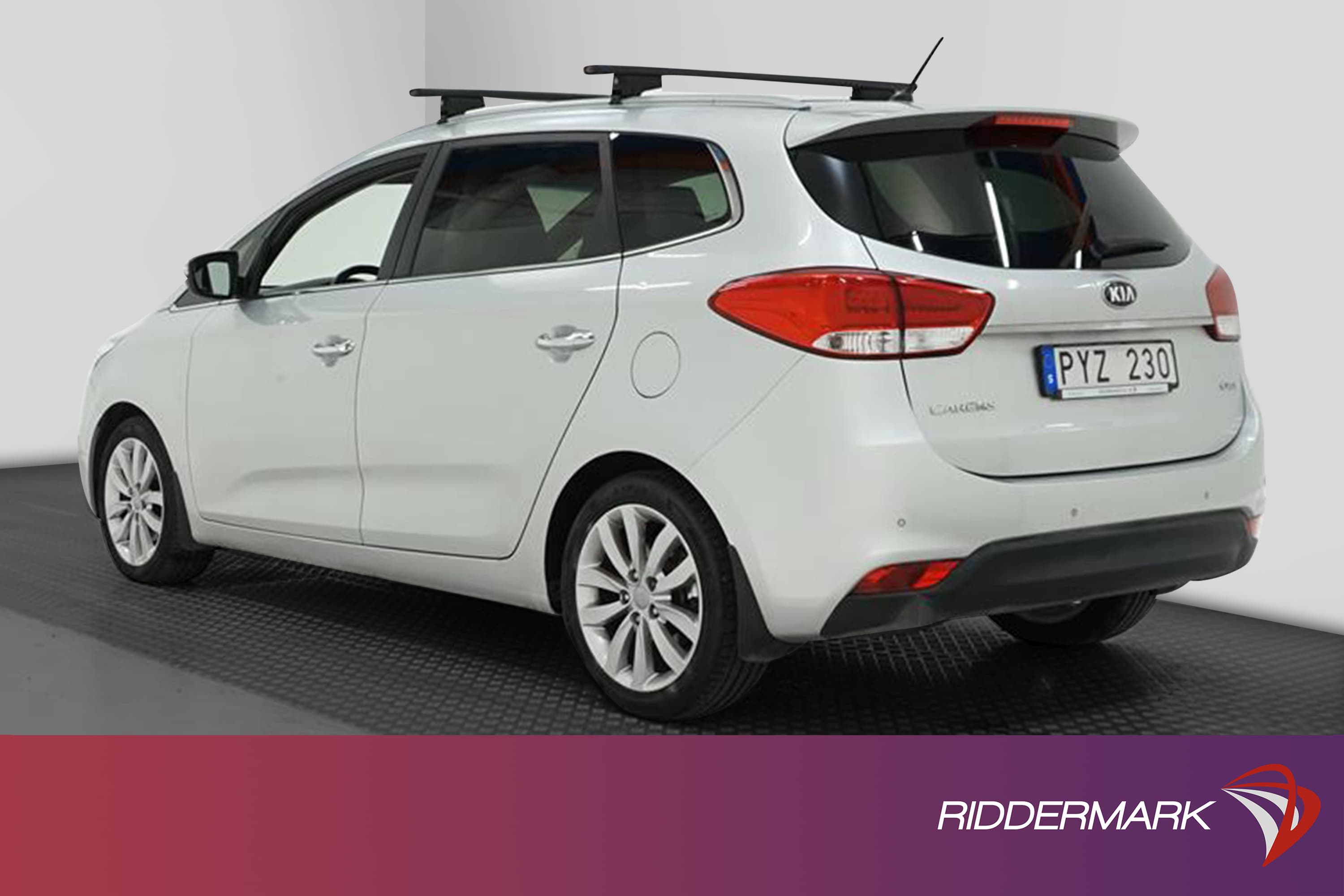 Kia Carens 115hk Motorvärmare 7-sits Välservad PDC 0,45l/milexteriör