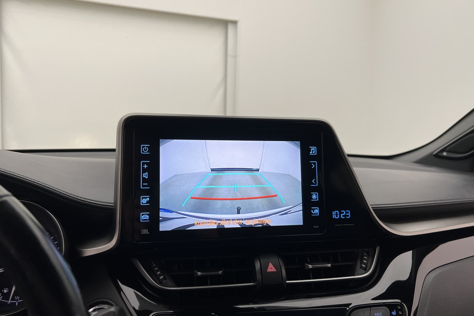 Toyota C-HR 1.2 Turbo AWD 116hk X-Edition JBL Kamera Skinn 