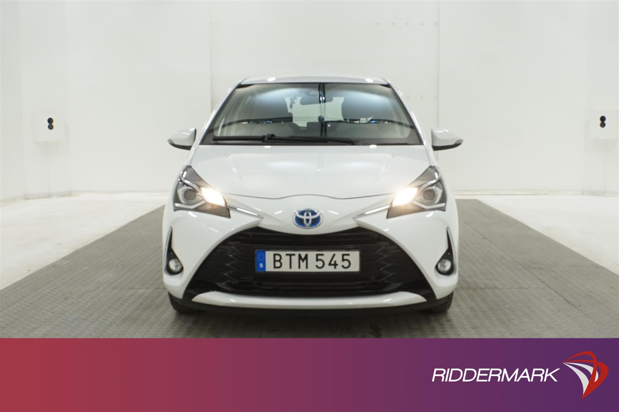 Toyota Yaris Hybrid e-CVT 101hk