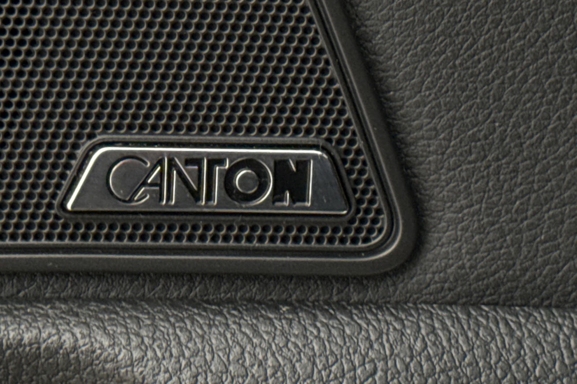 Skoda Superb iV Plug-in 218hk Style Cockpit Canton Värm Drag