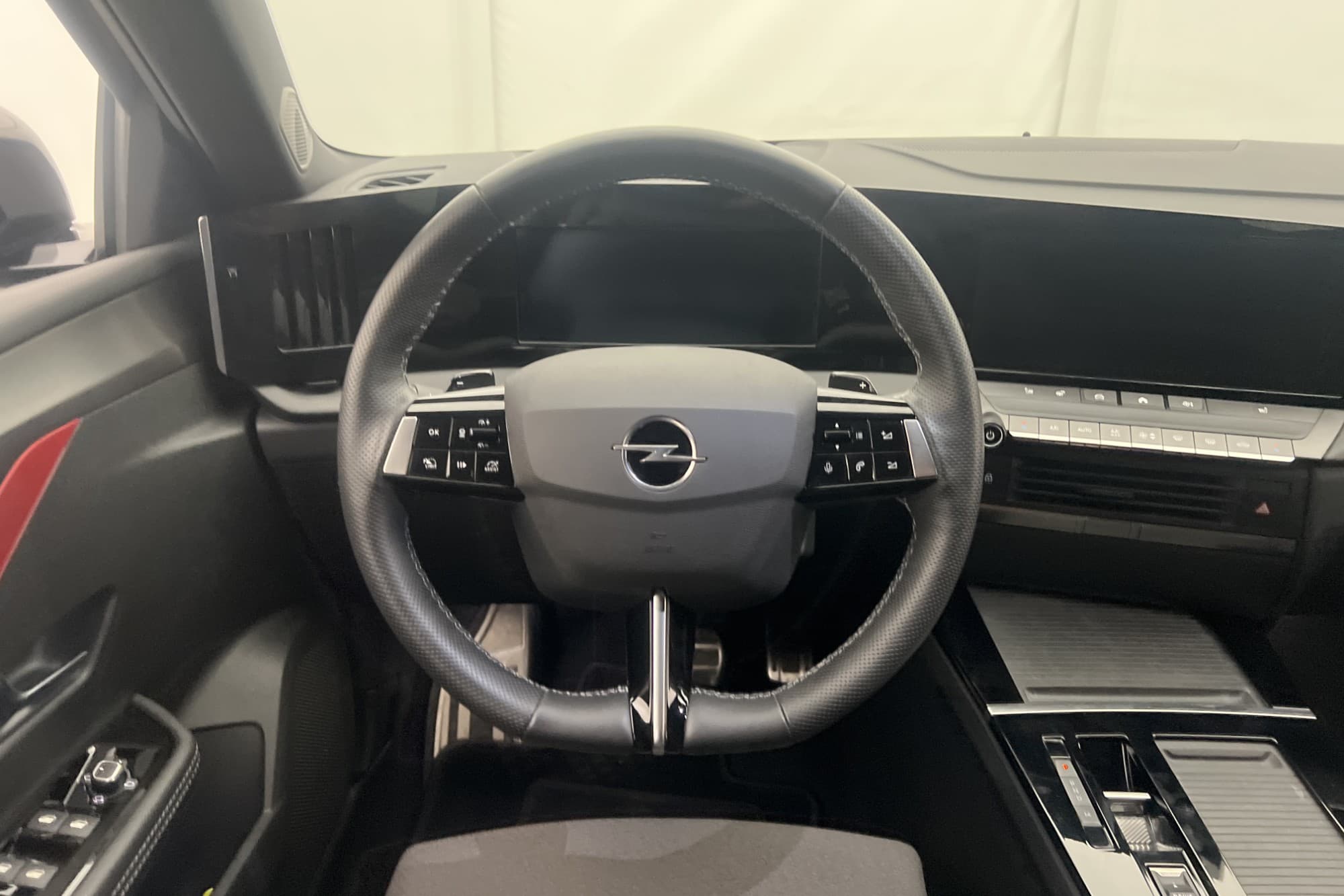 Opel Astra 1.2 130hk GS Line 360° CarPlay Adaptiv-Fart