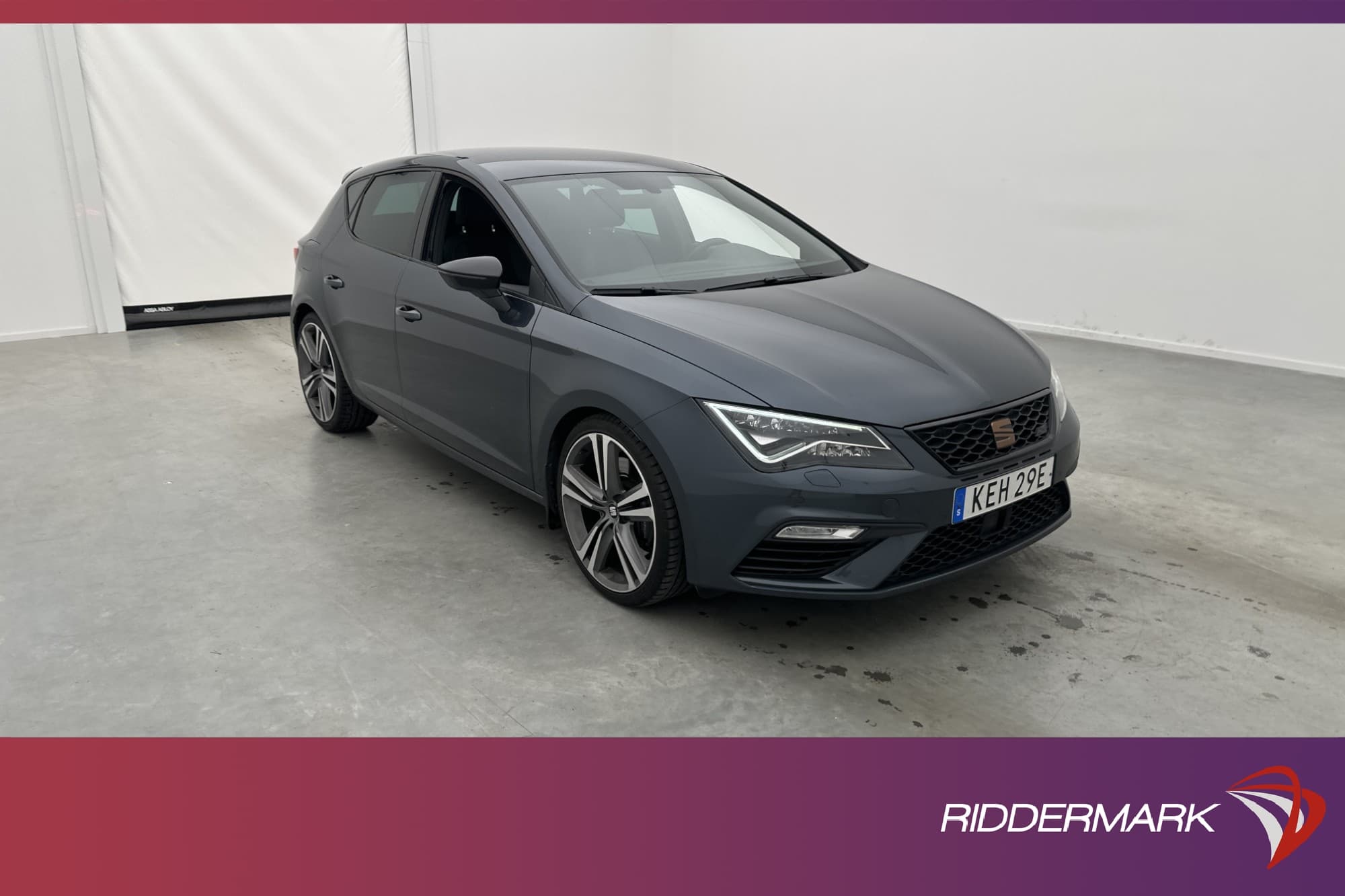 SEAT Leon Cupra 2.0 TSI 290hk DCC Beats Navi CarPlay Ambient