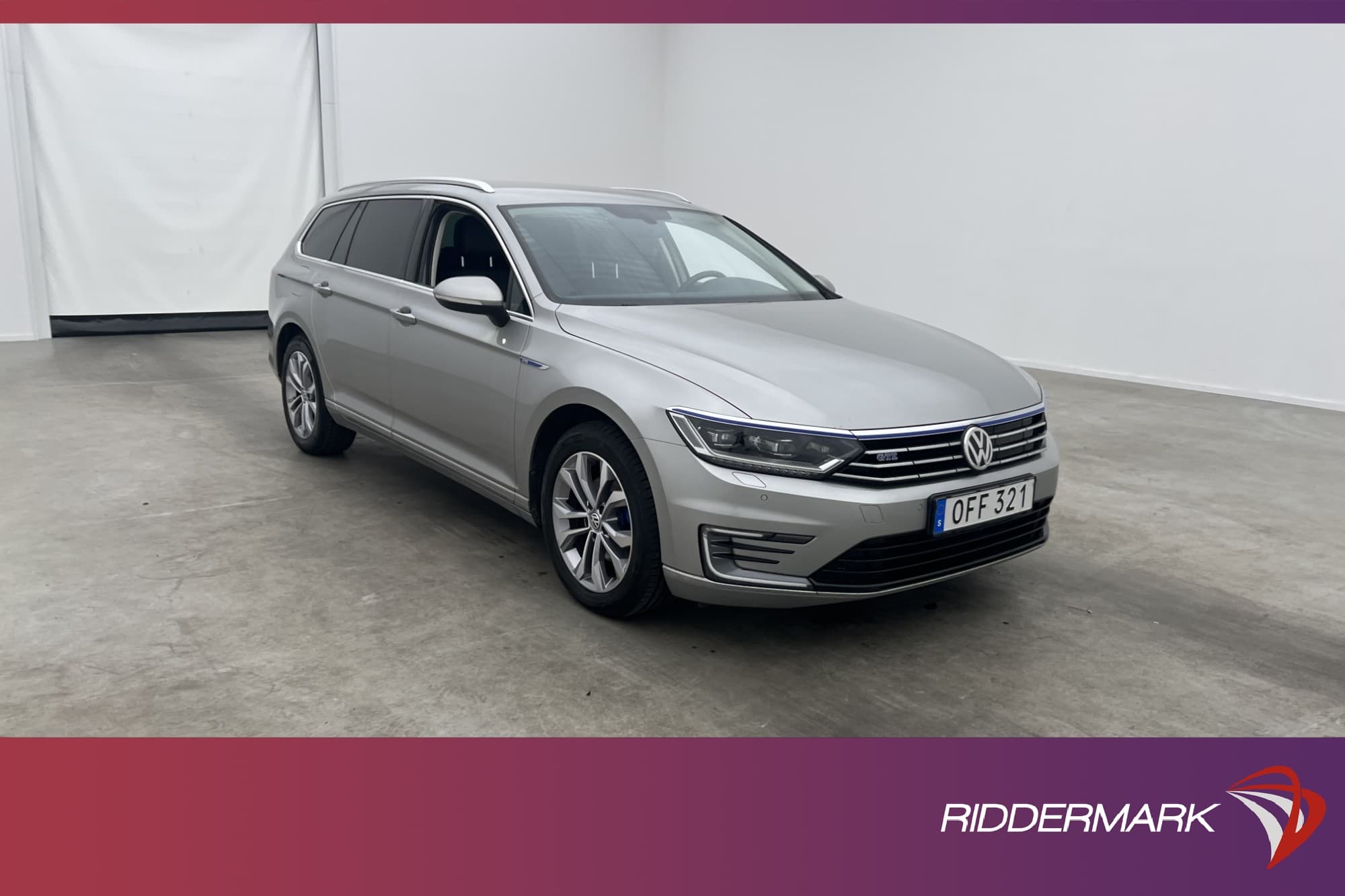 Volkswagen Passat GTE 218hk