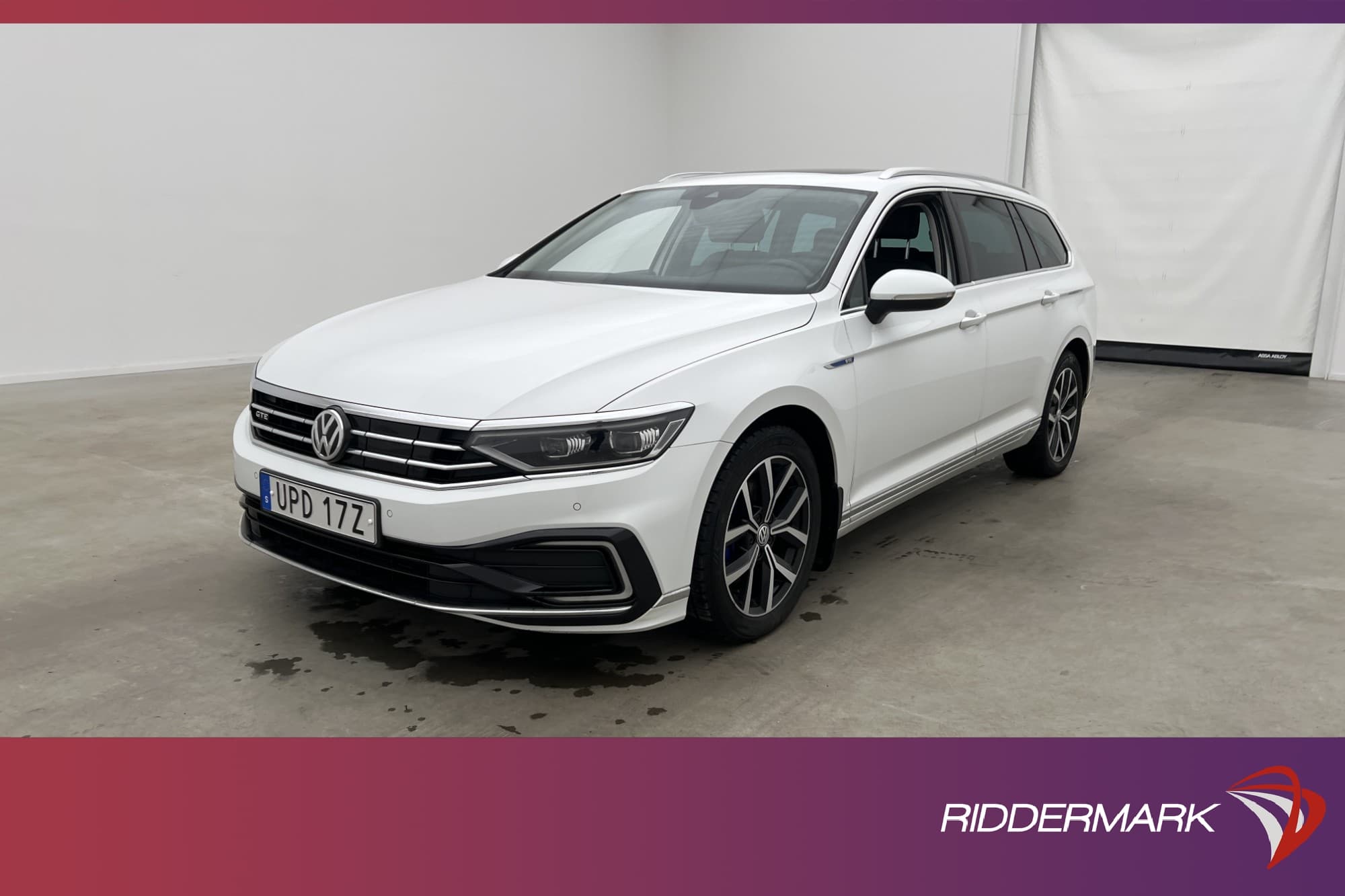 Volkswagen Passat GTE 218hk