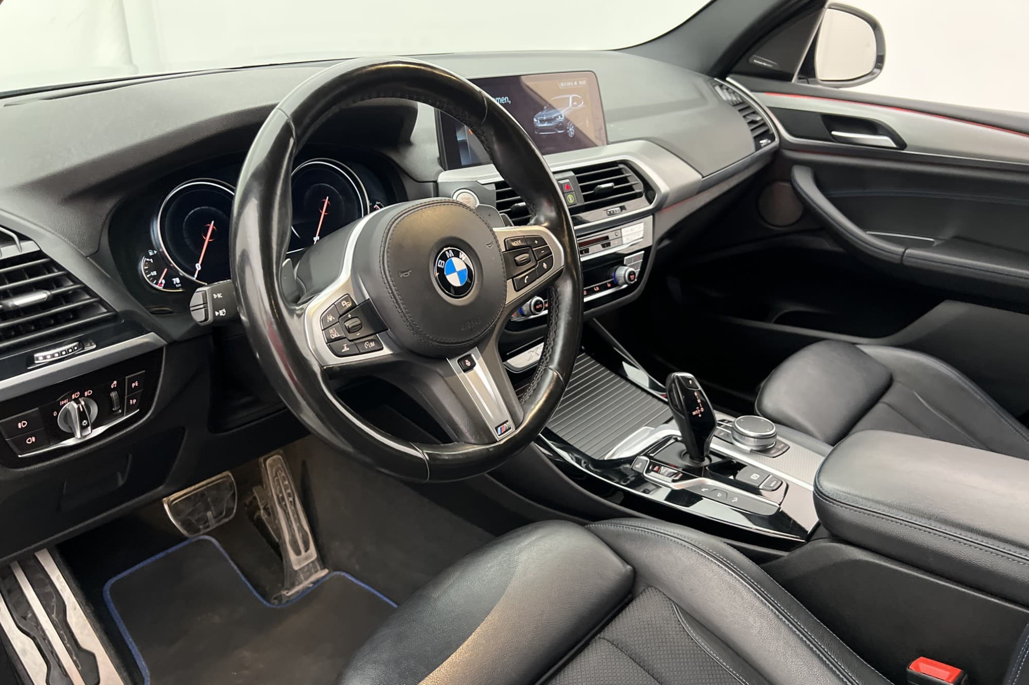 BMW X3 xDrive30i M Sport H/K Värmare 360° HUD Drag Navi