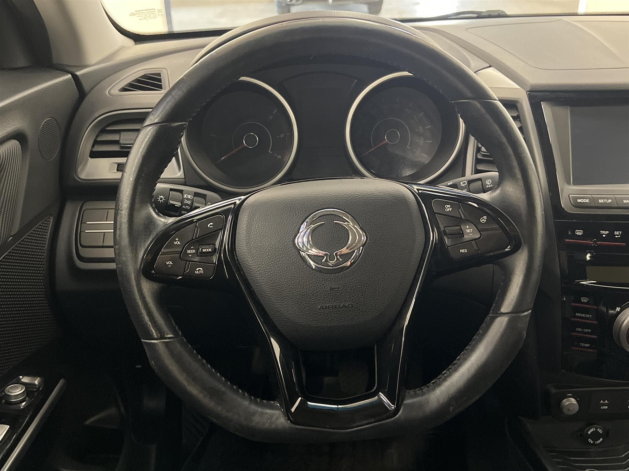 SsangYong Tivoli XLV 1.6 AWD 115hk Kamera Navi Välservad