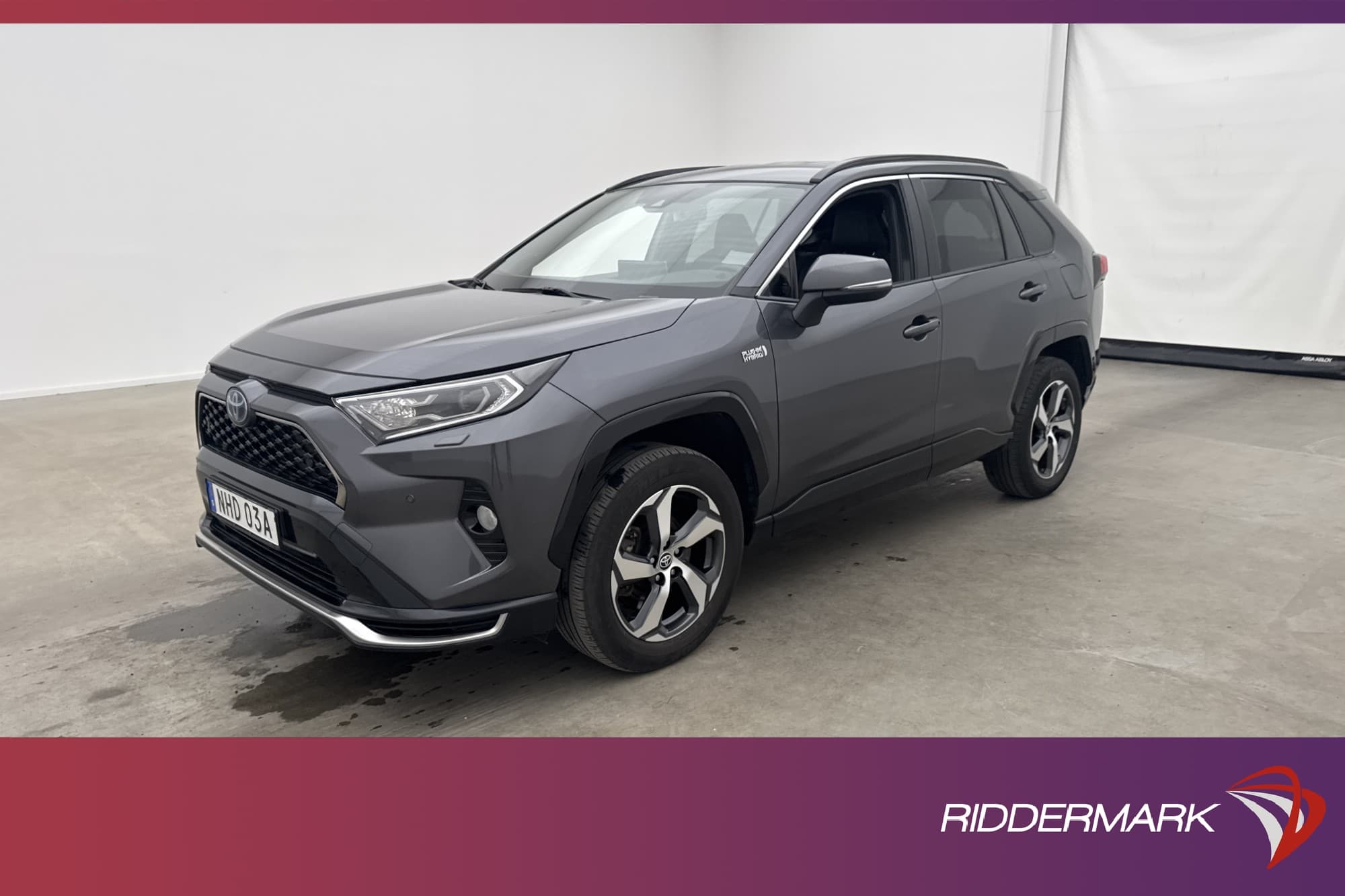 Toyota RAV4 Plug-In AWD 306hk X-Edition JBL Kamera MOMS