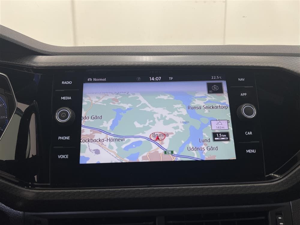 Volkswagen T-Cross 1.0 115hk R-Line Active info Beats Kamerainteriör