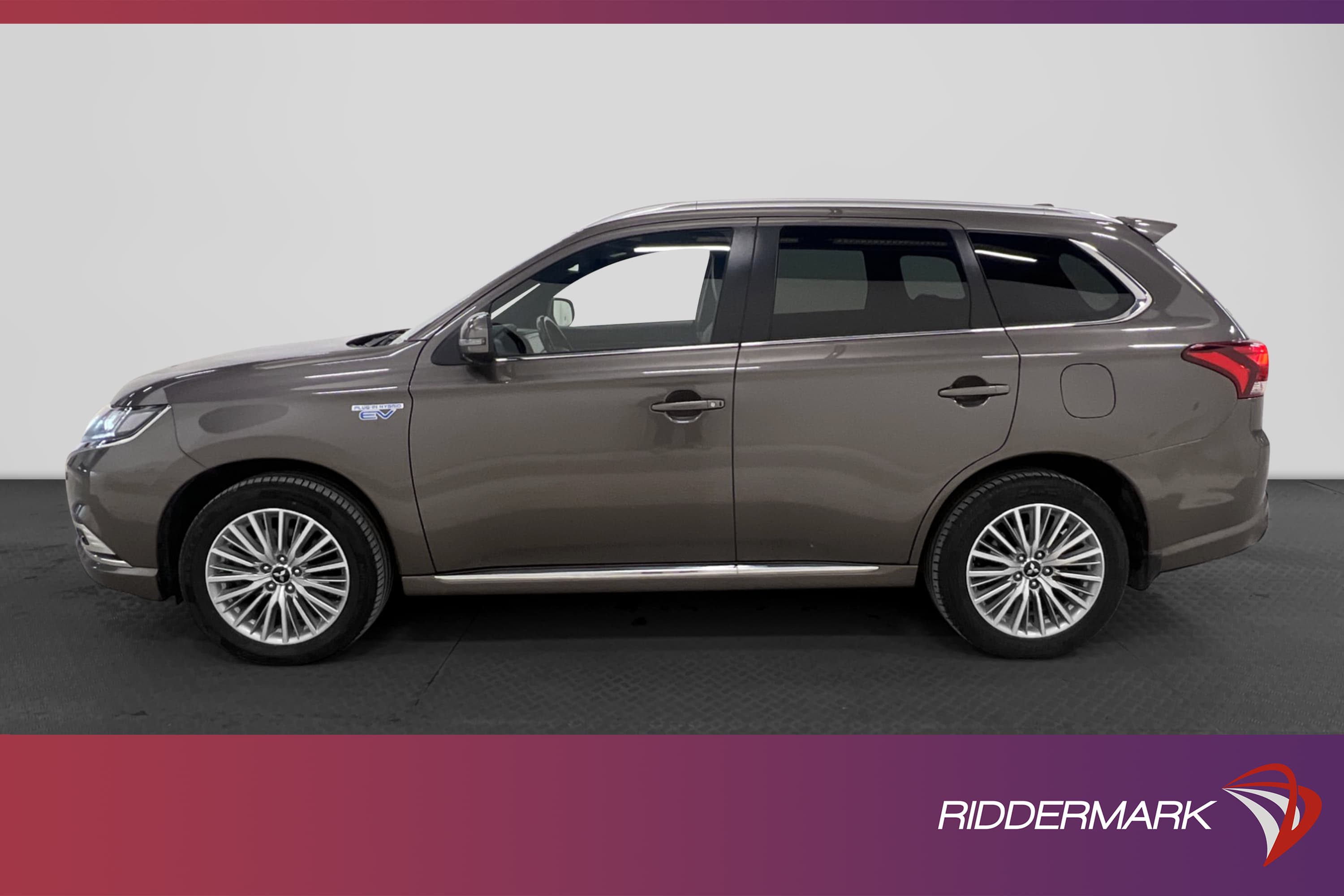 Mitsubishi Outlander PHEV 4WD 230hk