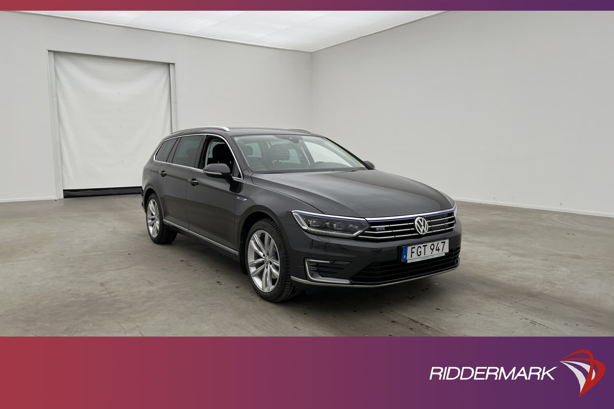 Volkswagen Passat GTE 218hk