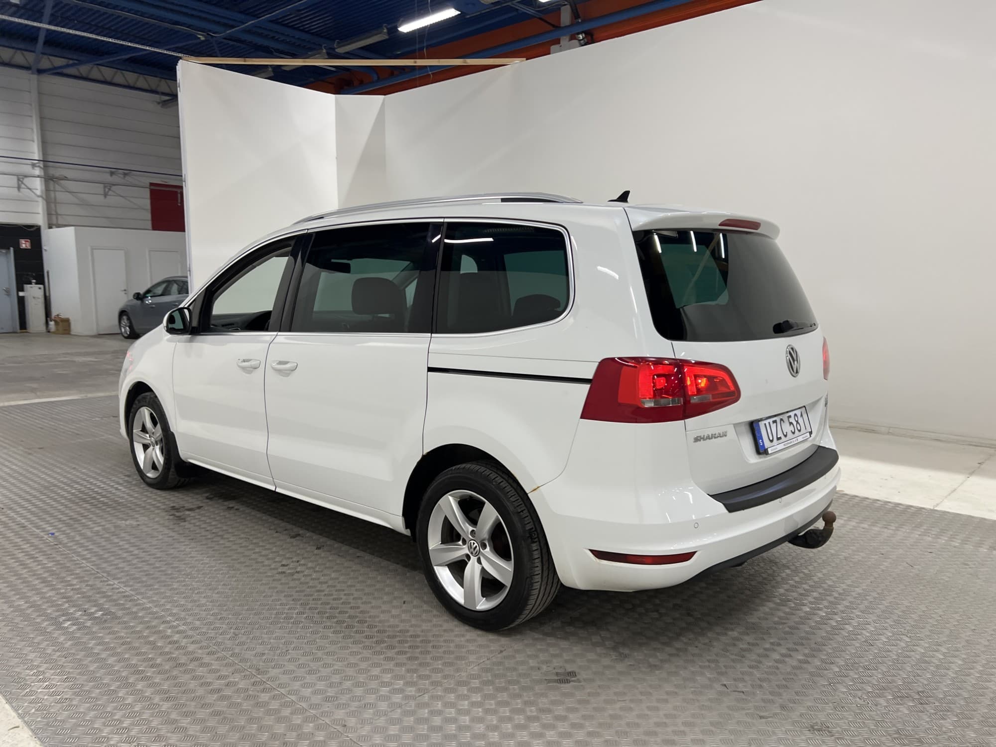 Volkswagen Sharan 2.0 TDI DSG 140hk