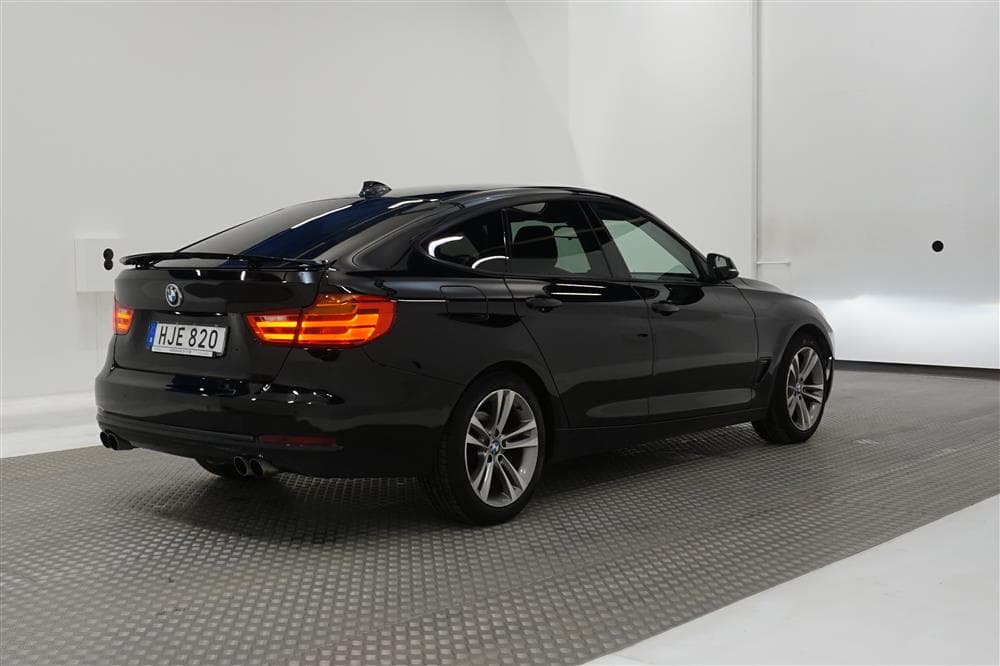 BMW 320d GT xDrive 184hk Sport line Värmare Sportavgas Dragexteriör