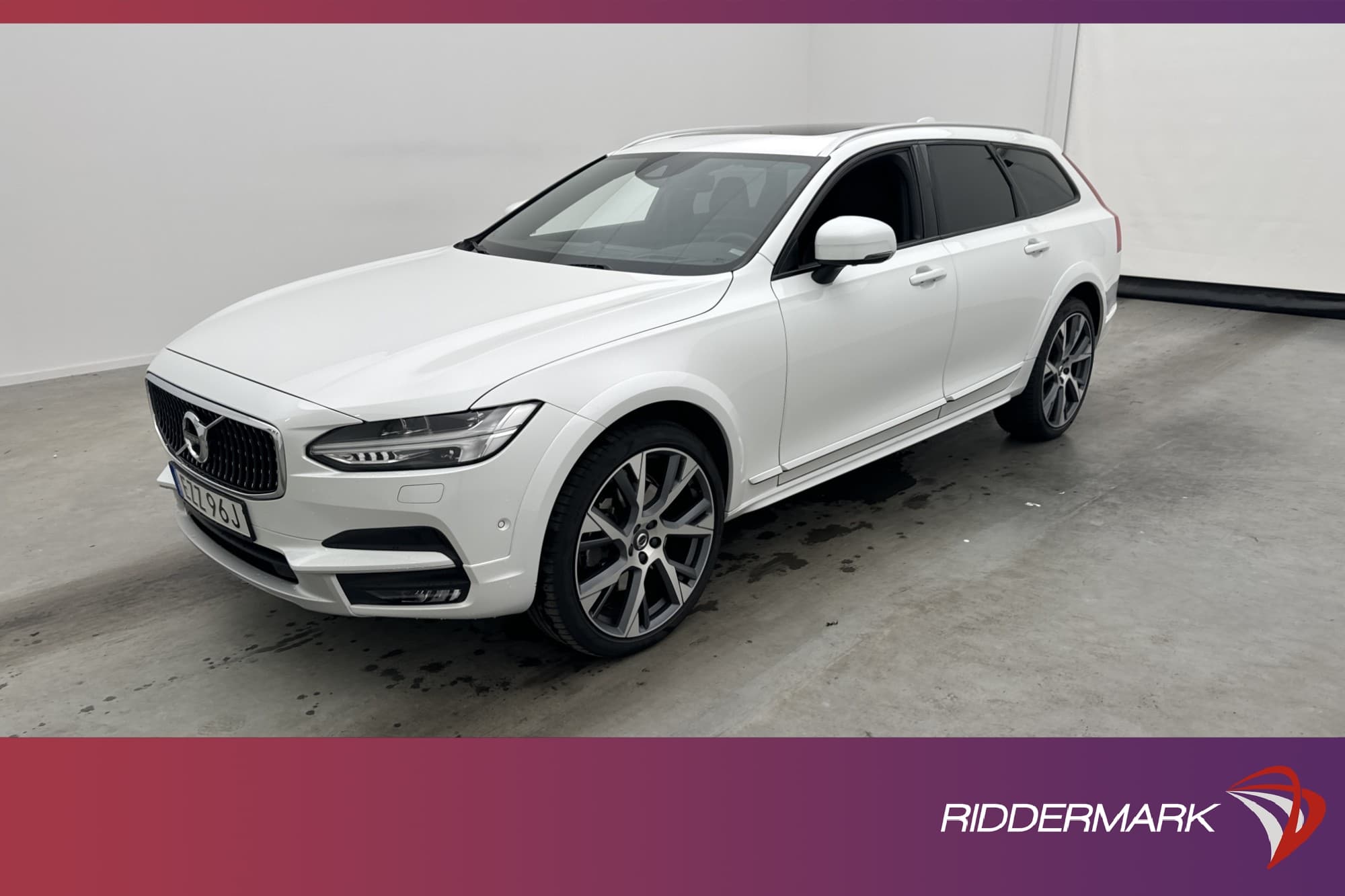 Volvo V90 Cross Country D5 AWD