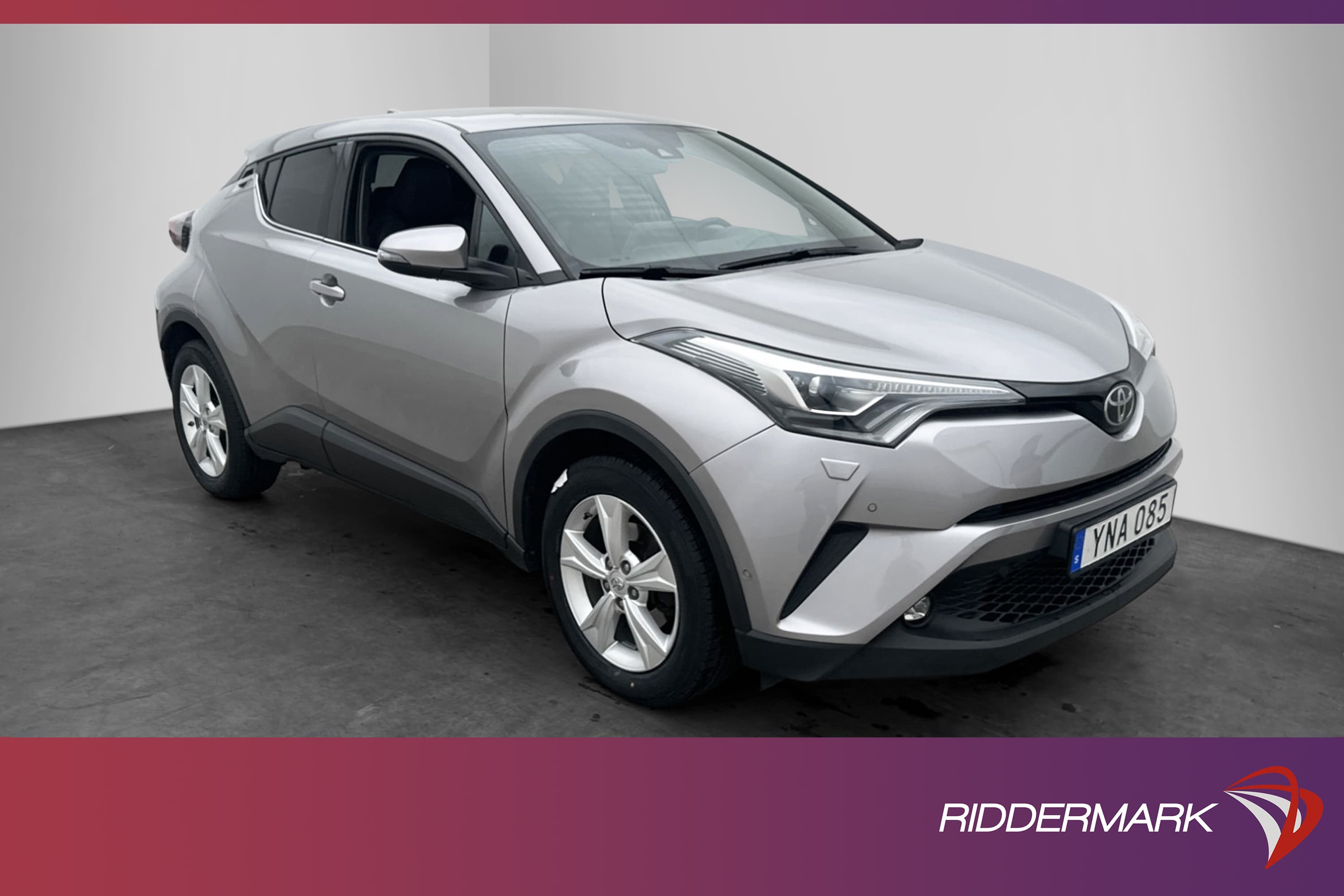 Toyota C-HR Turbo AWD 116hk Executive JBL Dragkrok Kamera