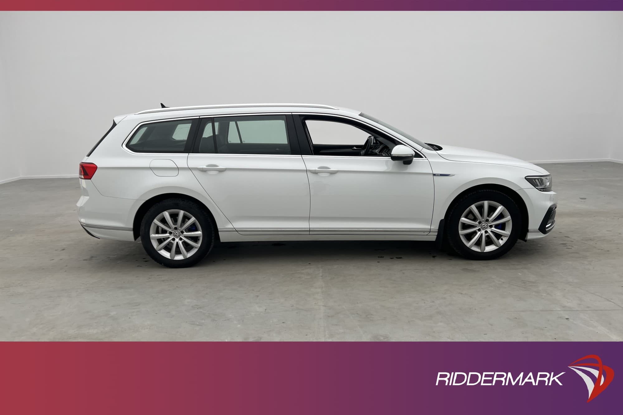 Volkswagen Passat GTE 218hk