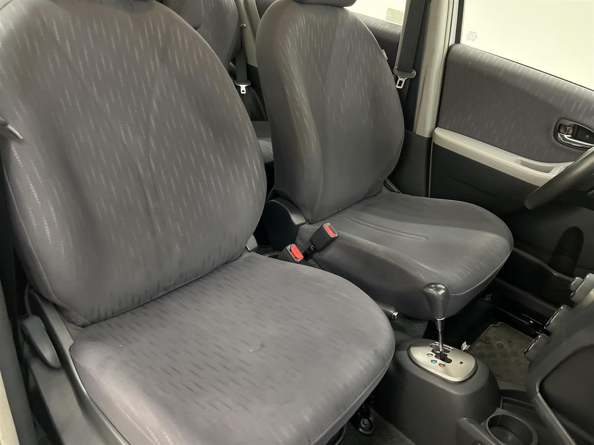 Toyota Yaris 1.4 D-4D 90hk Motorvärmare  Nyservad 0,36L/mil