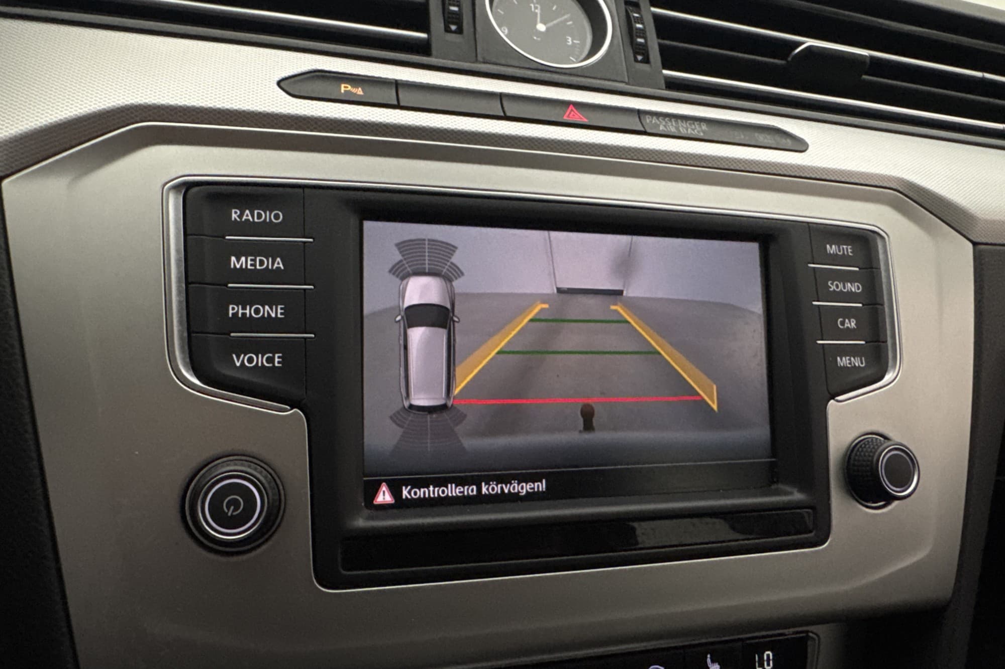 Volkswagen Passat SC 1.4 TSI 150hk Kamera CarPlay Dragkrok